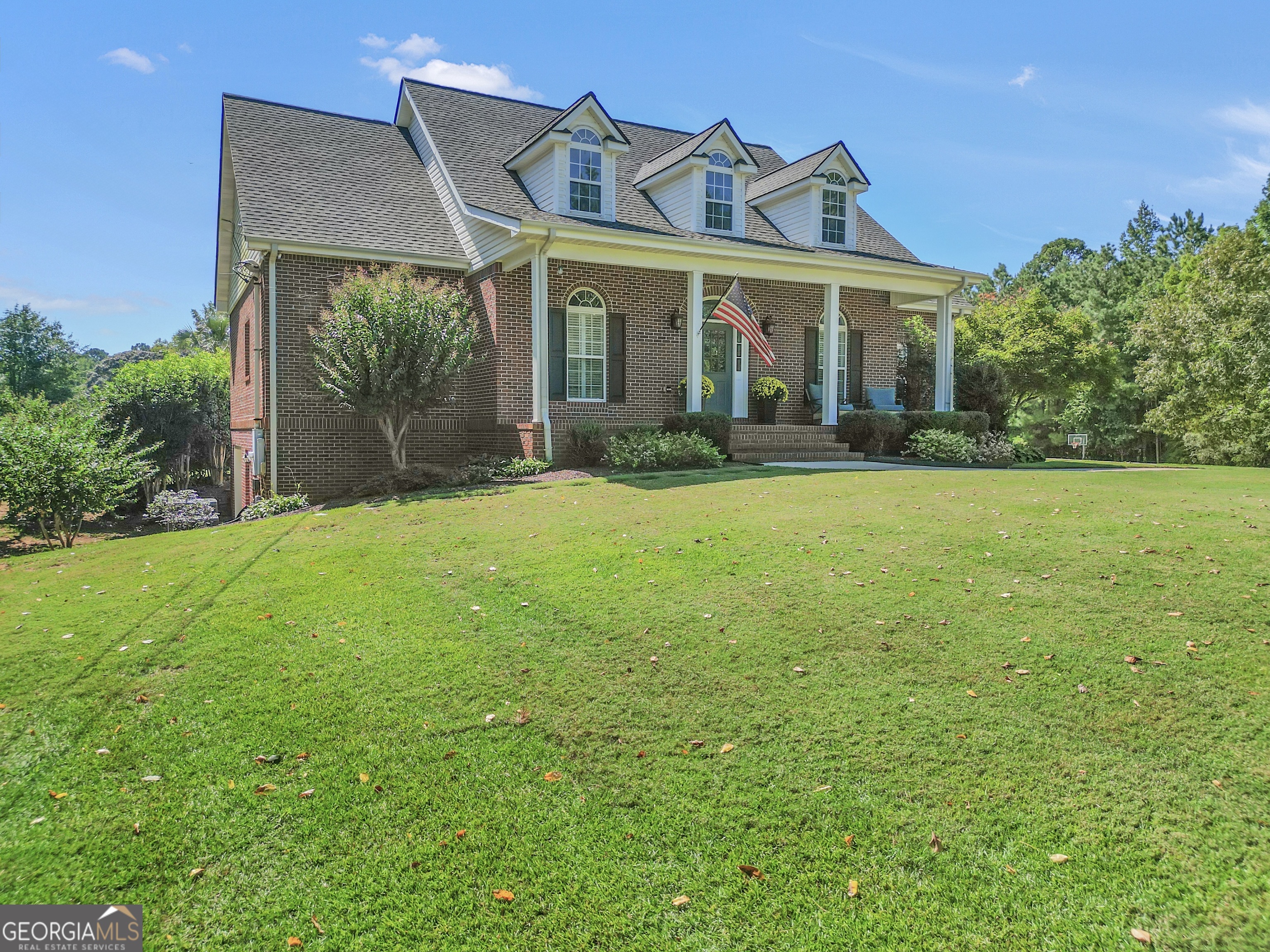 1964 E Lake Road, Mcdonough