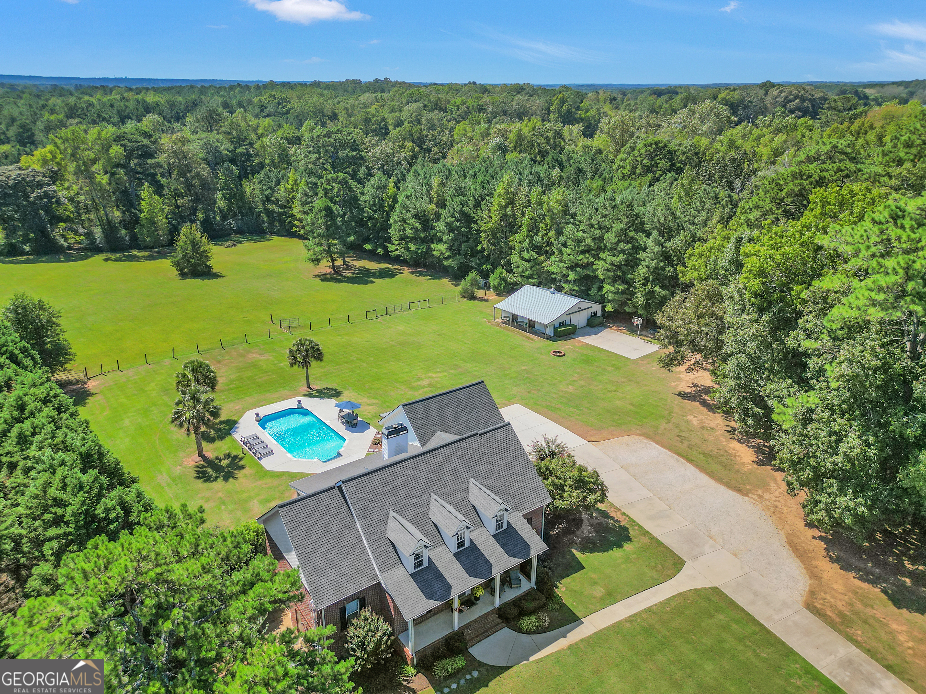 1964 E Lake Road, Mcdonough