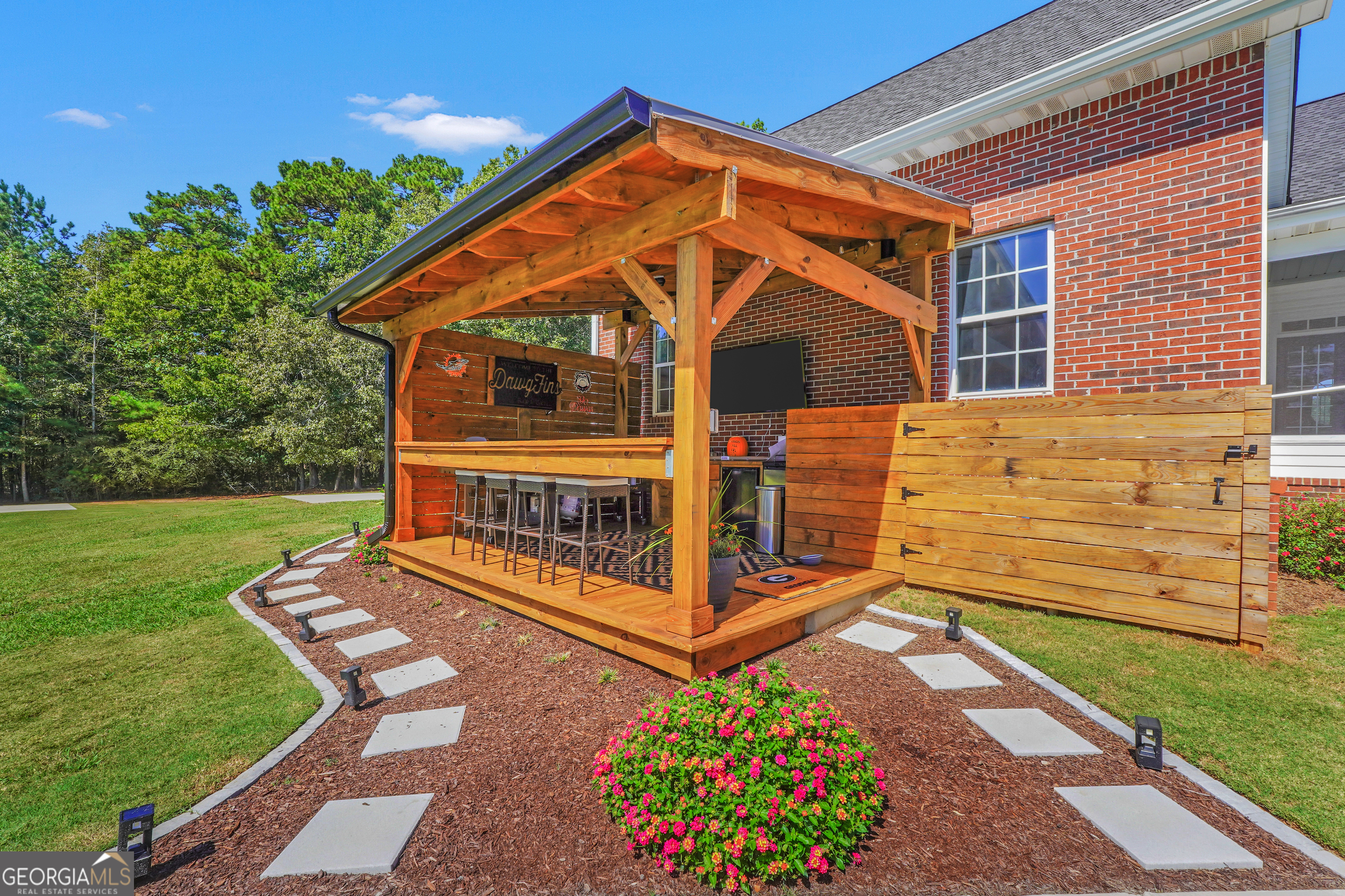 1964 E Lake Road, Mcdonough