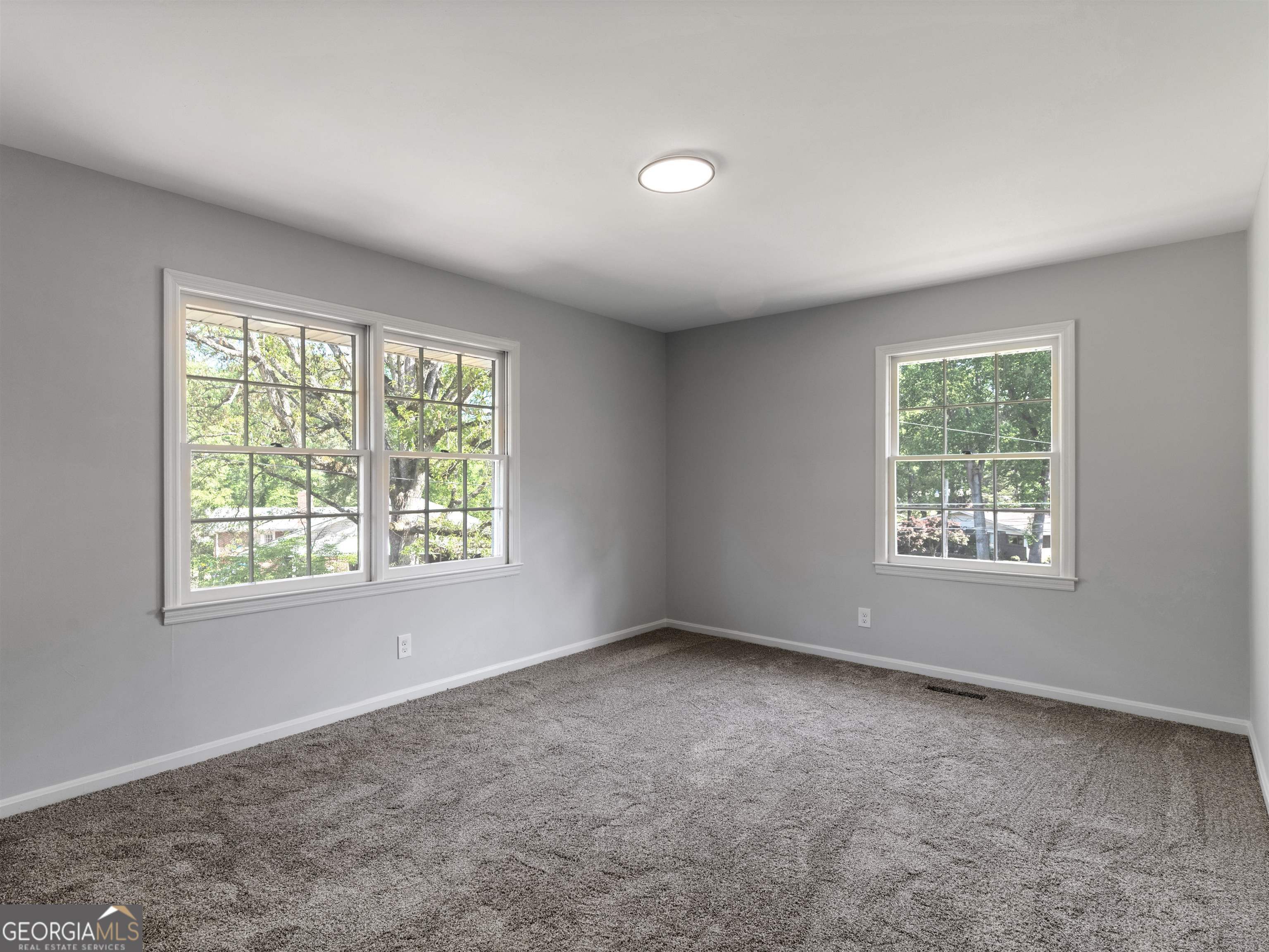 1100 S Green Street, Thomaston