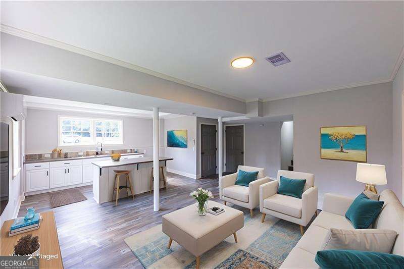 1100 S Green Street, Thomaston