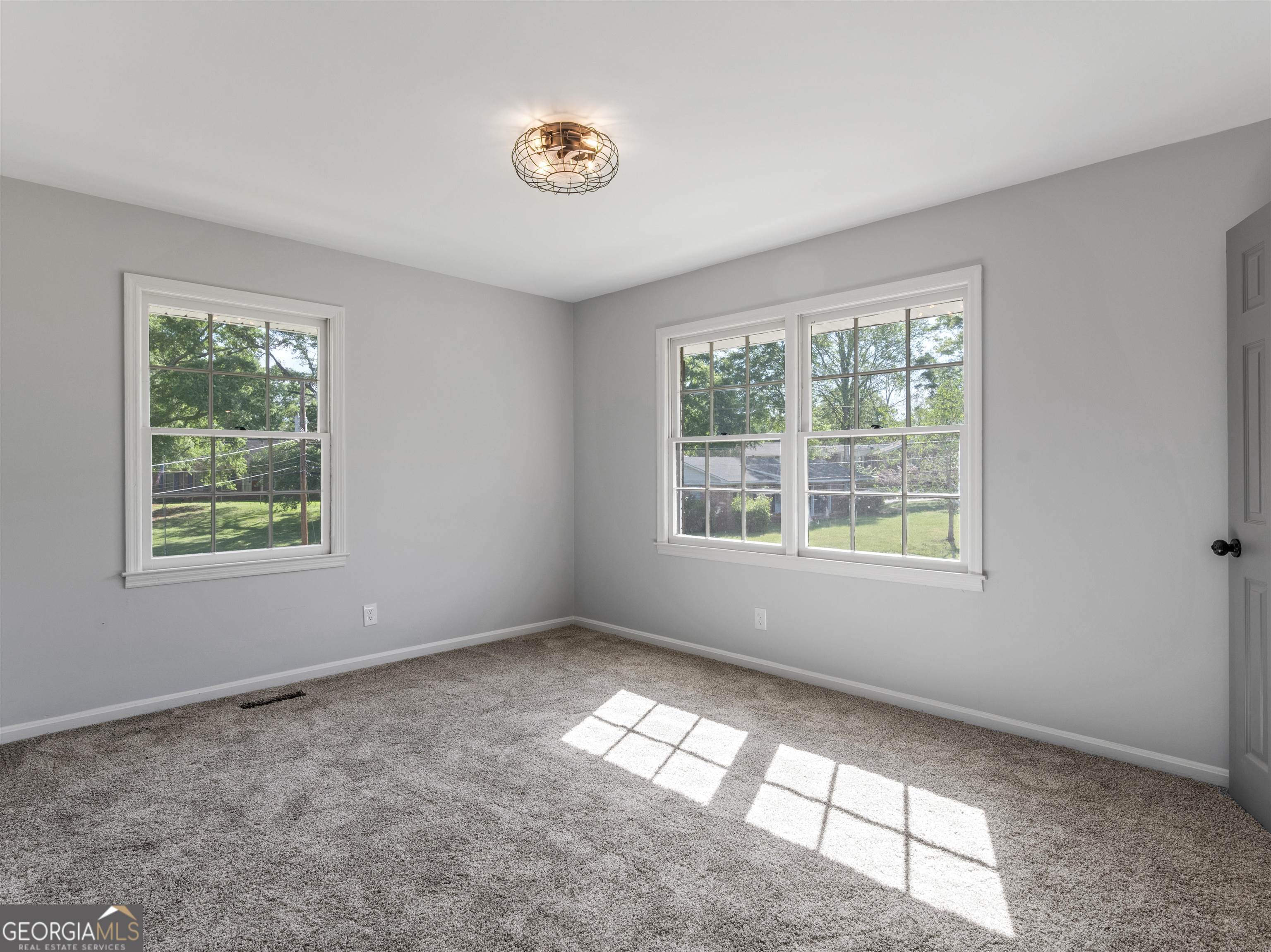 1100 S Green Street, Thomaston