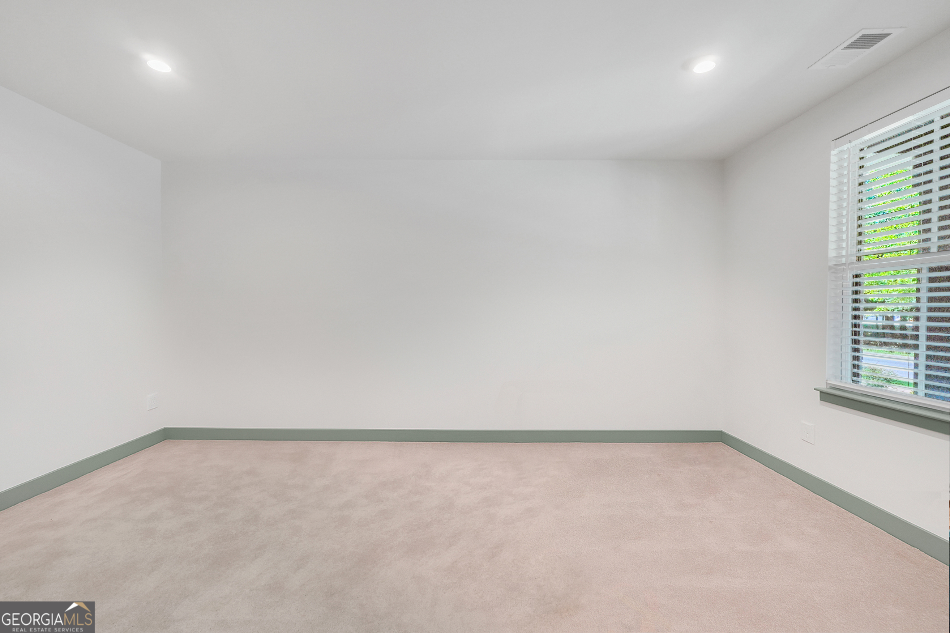 115 Climbing Ivy Circle, Fayetteville