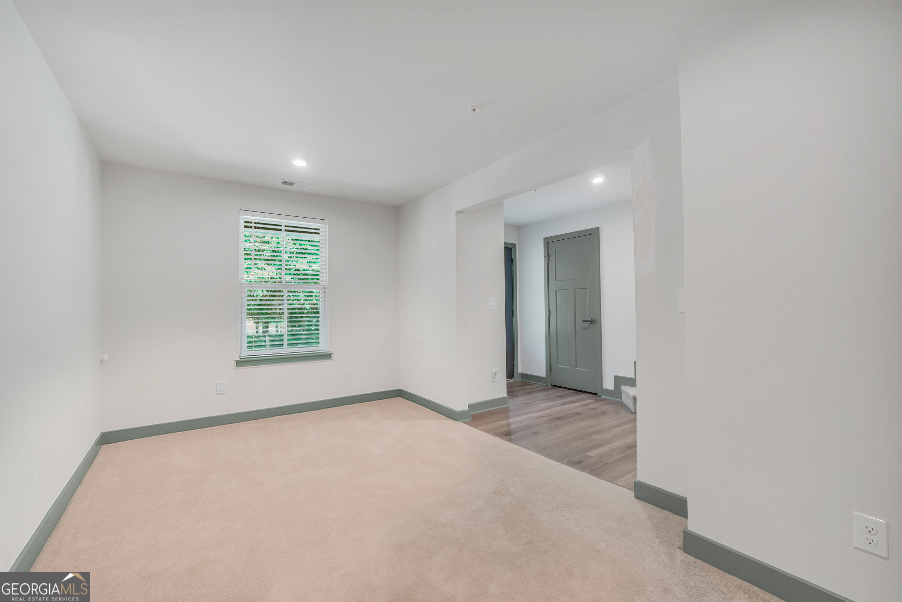 115 Climbing Ivy Circle, Fayetteville