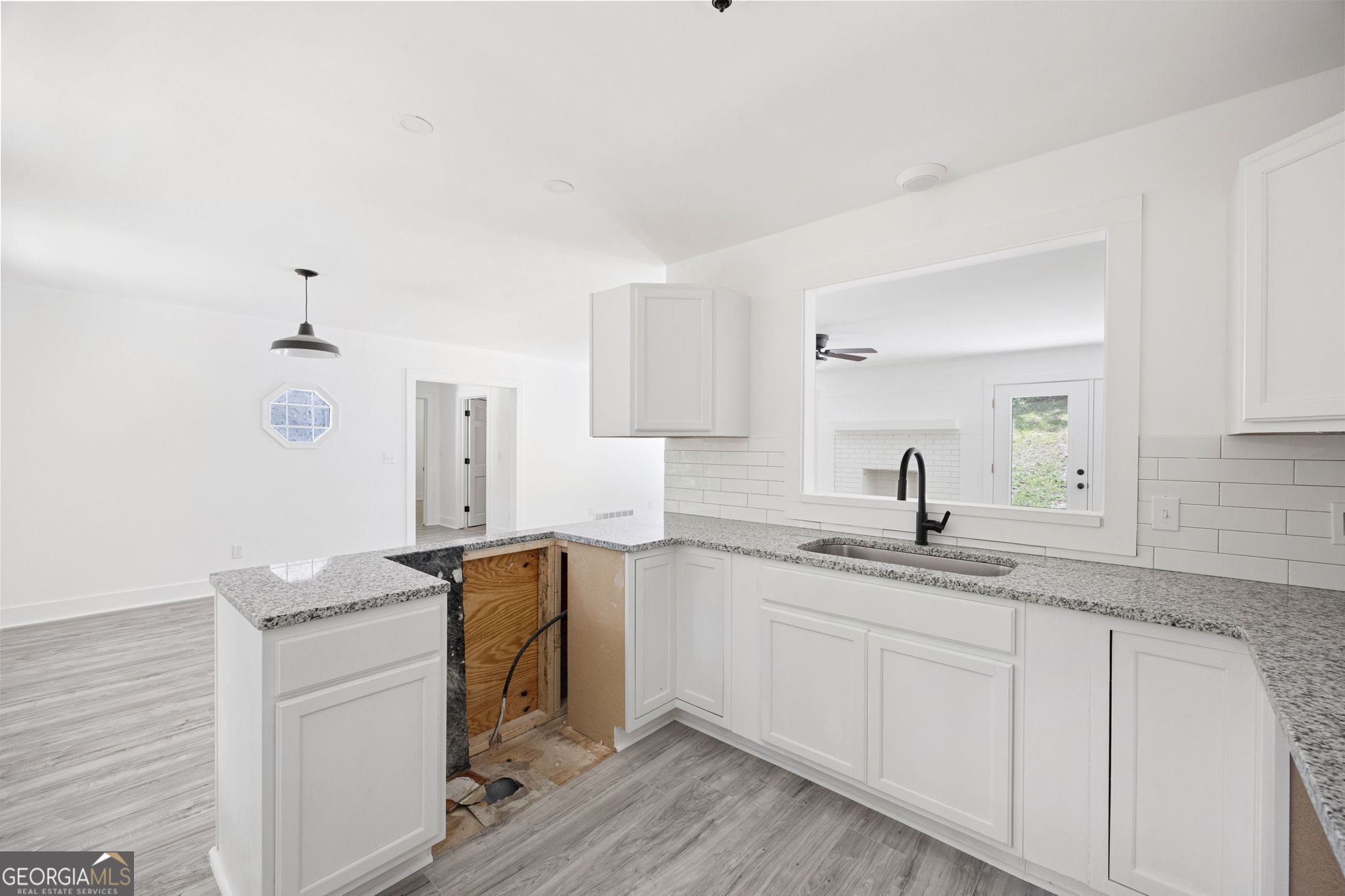 3902 Mulberry Rock Road