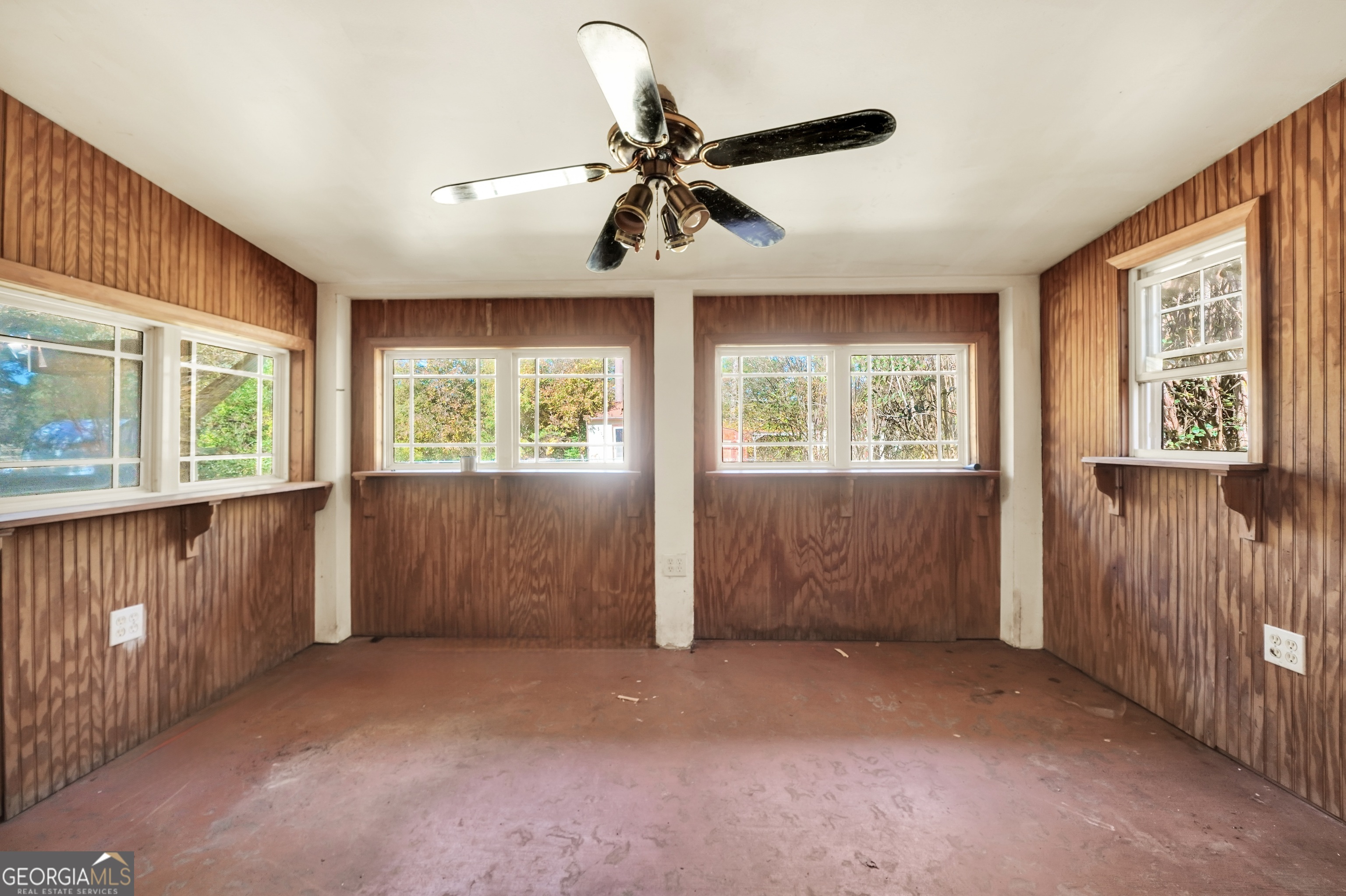 668 Mountain View Drive