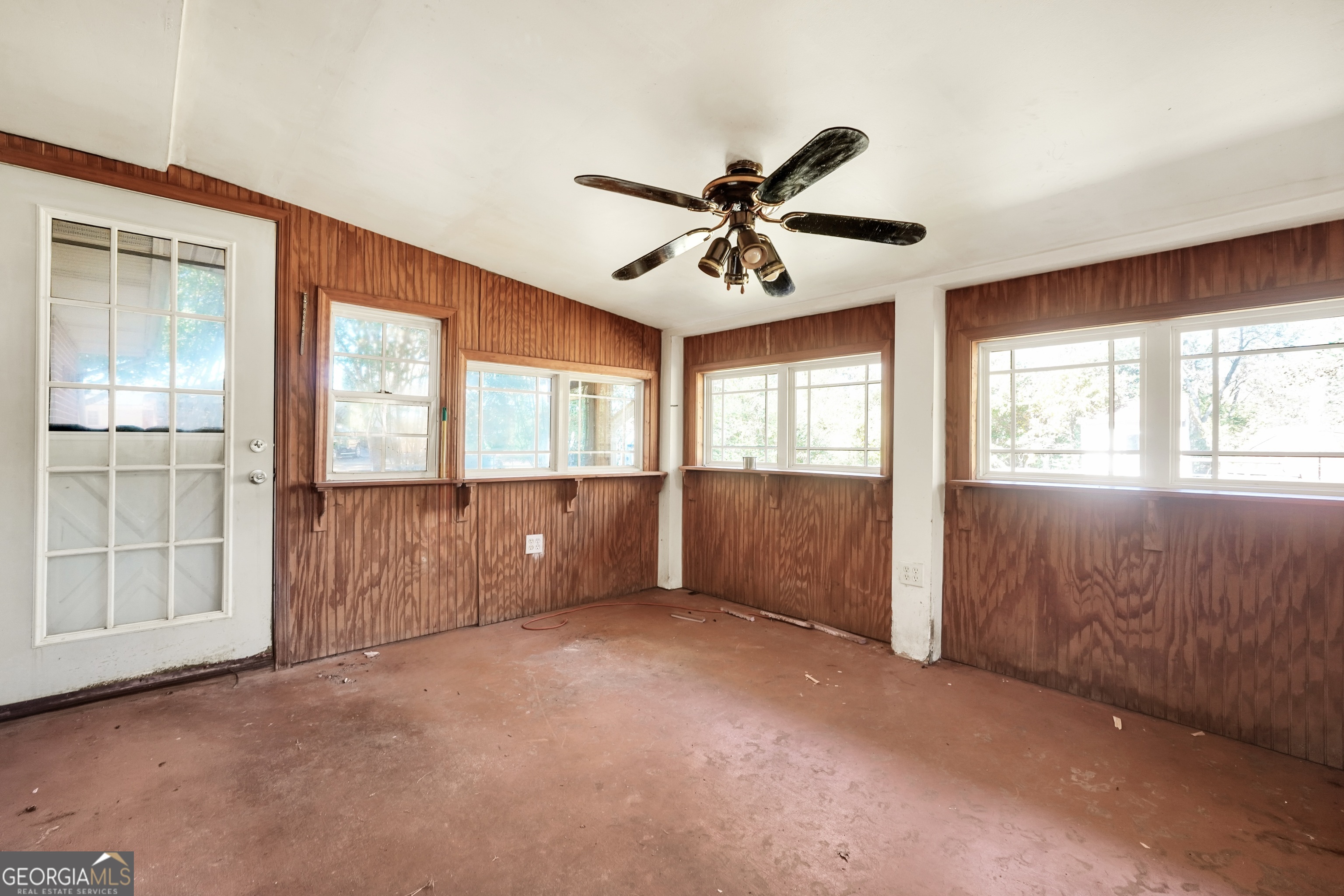 668 Mountain View Drive