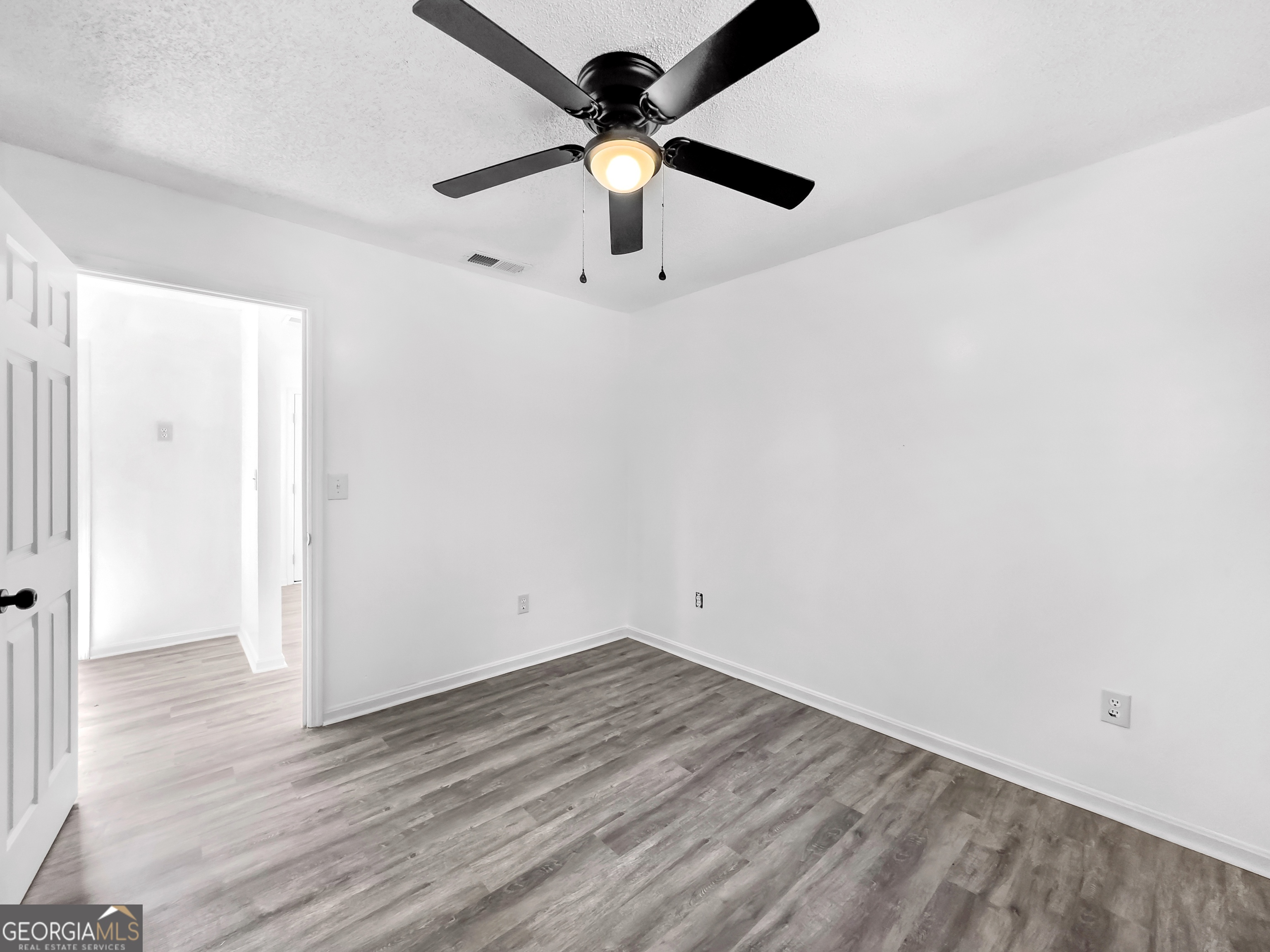 803 Crestwood Terrace