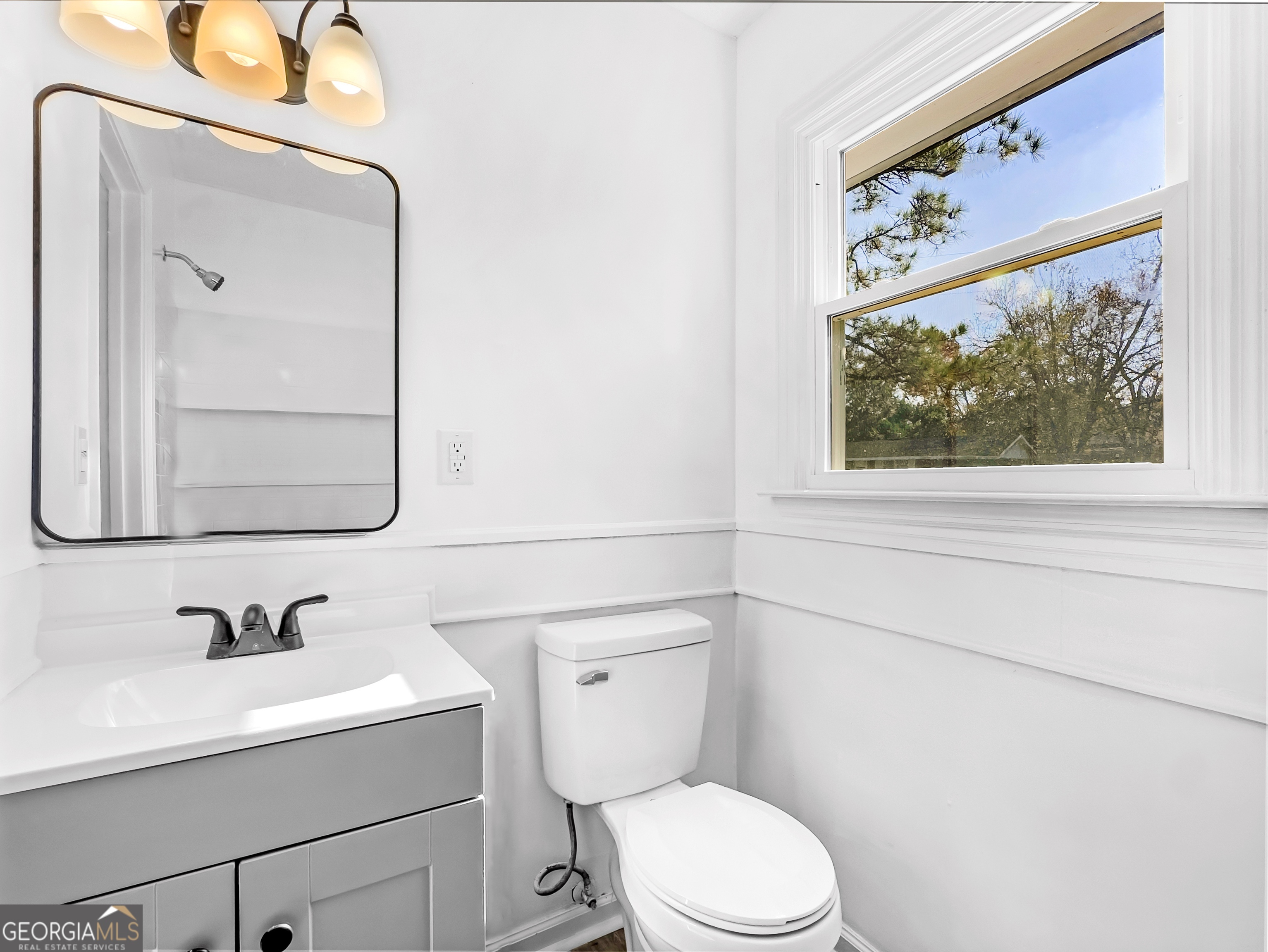 803 Crestwood Terrace