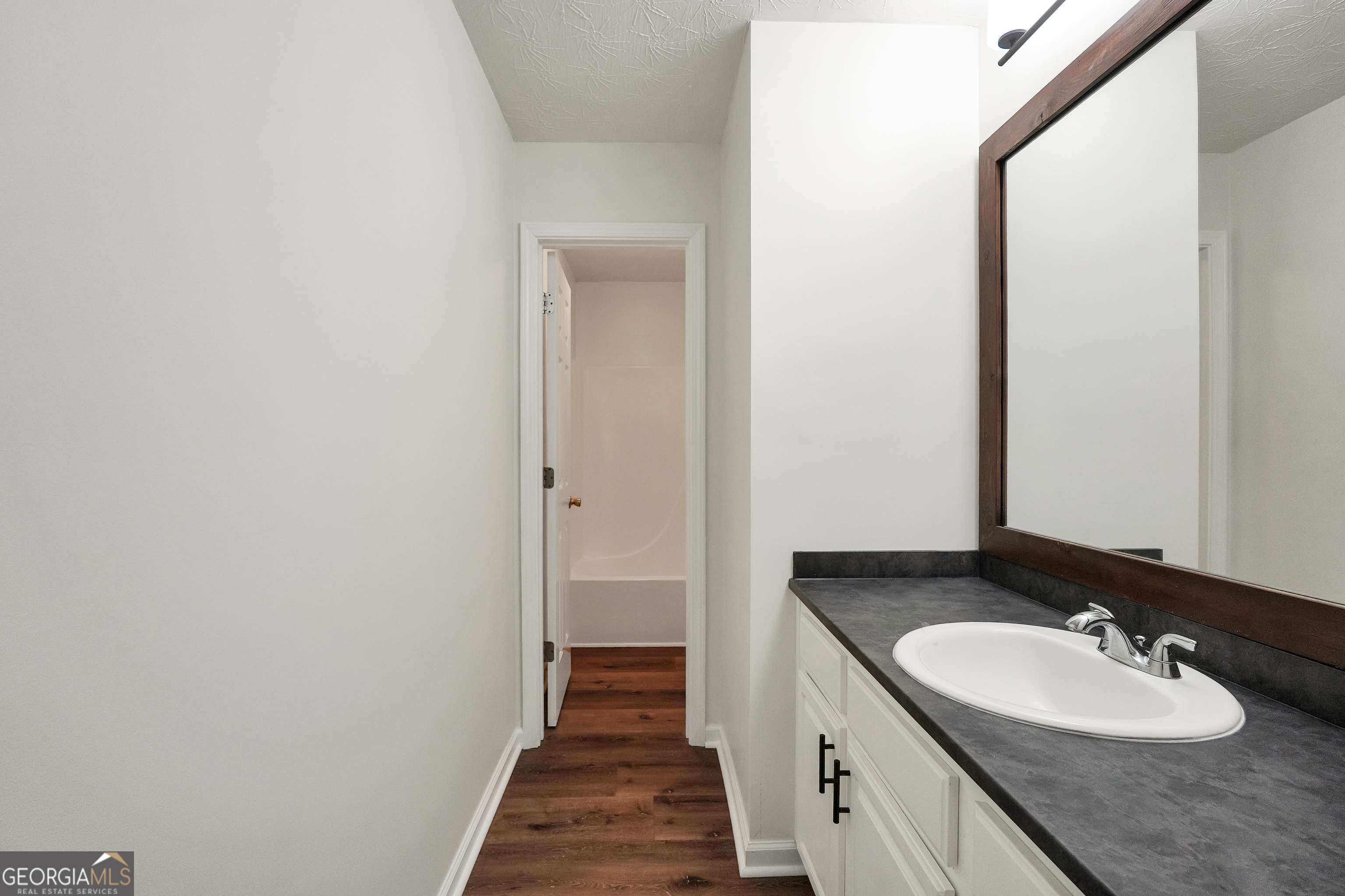 1512 Lincoln Terrace