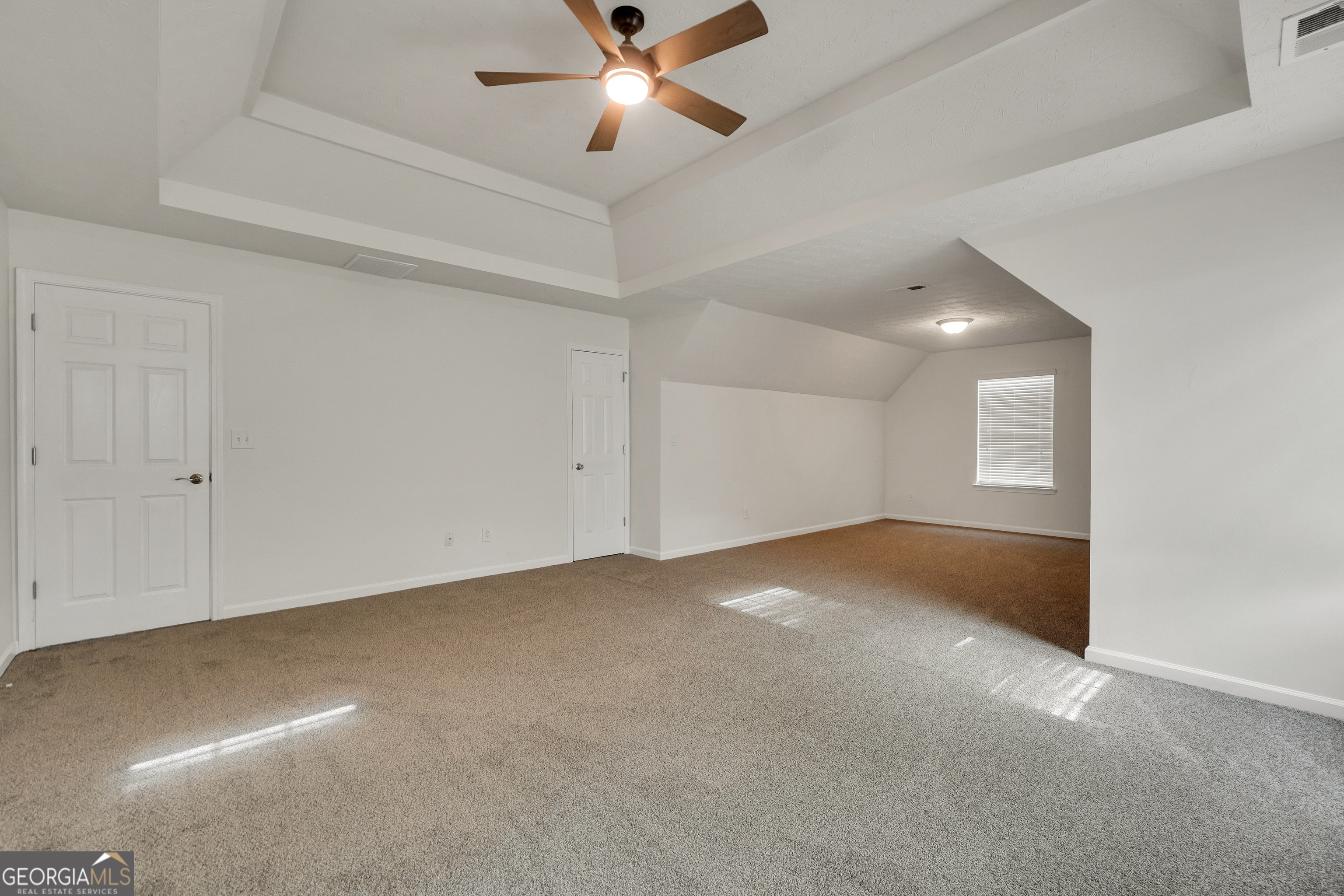 1512 Lincoln Terrace