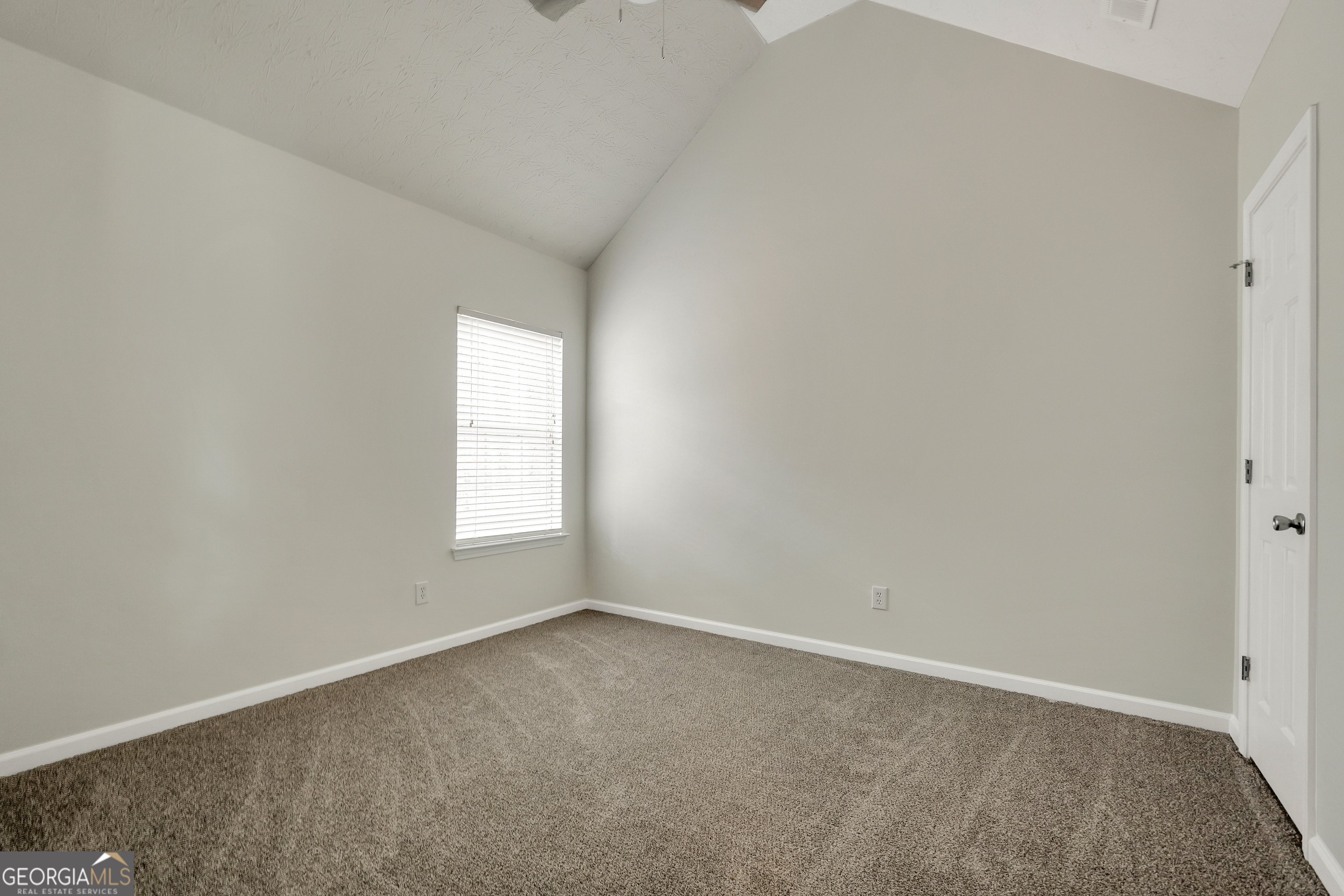 1512 Lincoln Terrace