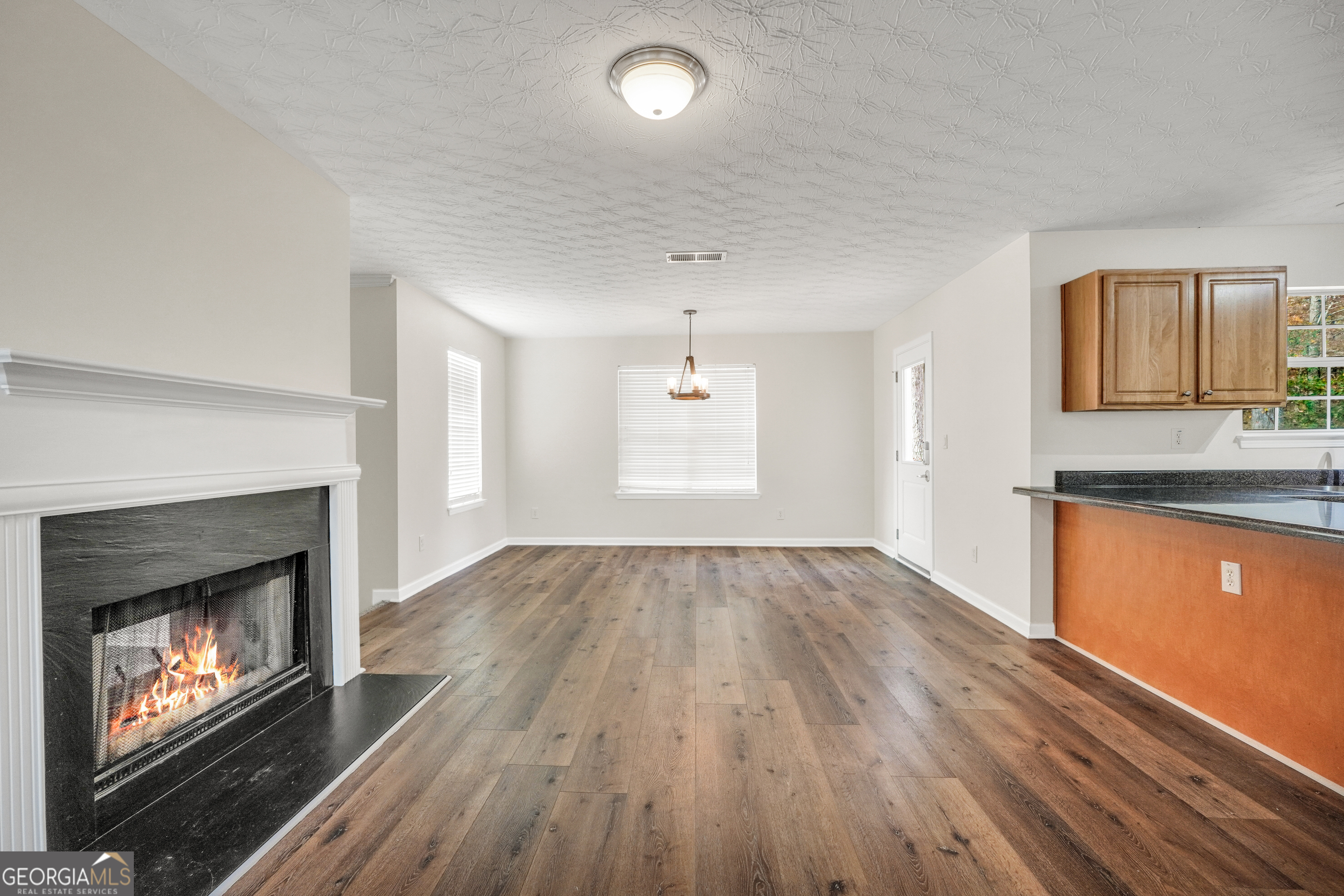 1512 Lincoln Terrace