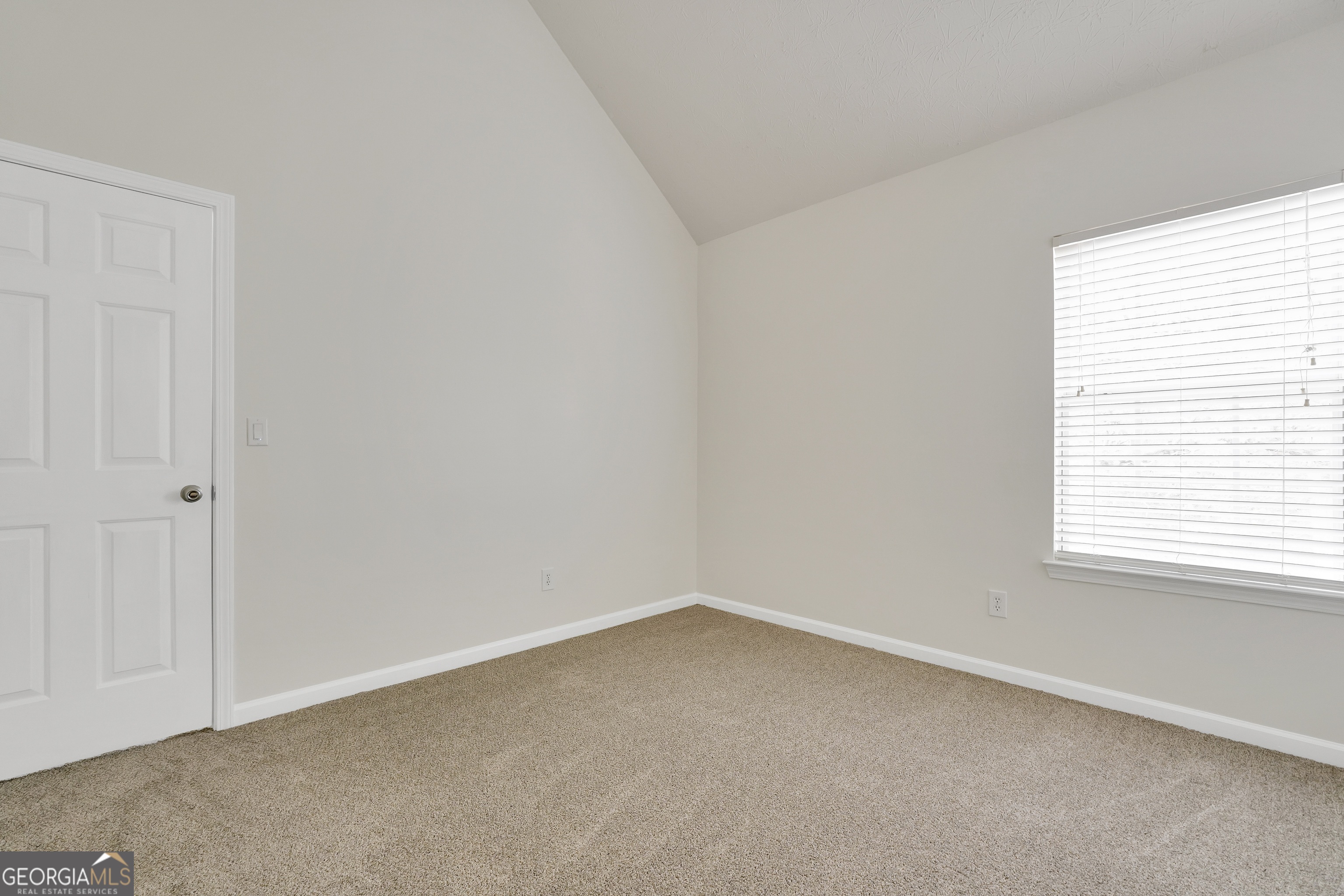 1512 Lincoln Terrace