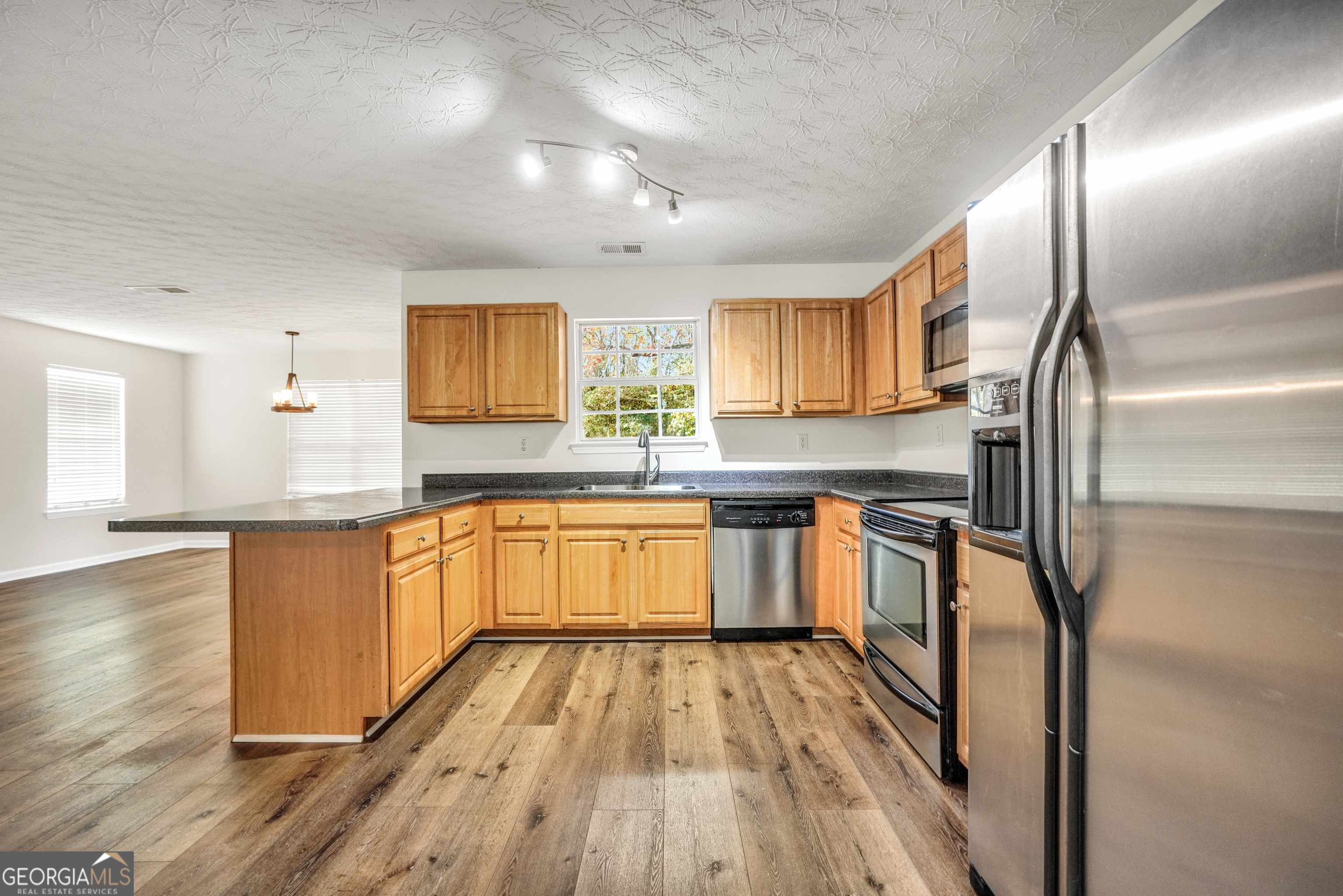 1512 Lincoln Terrace