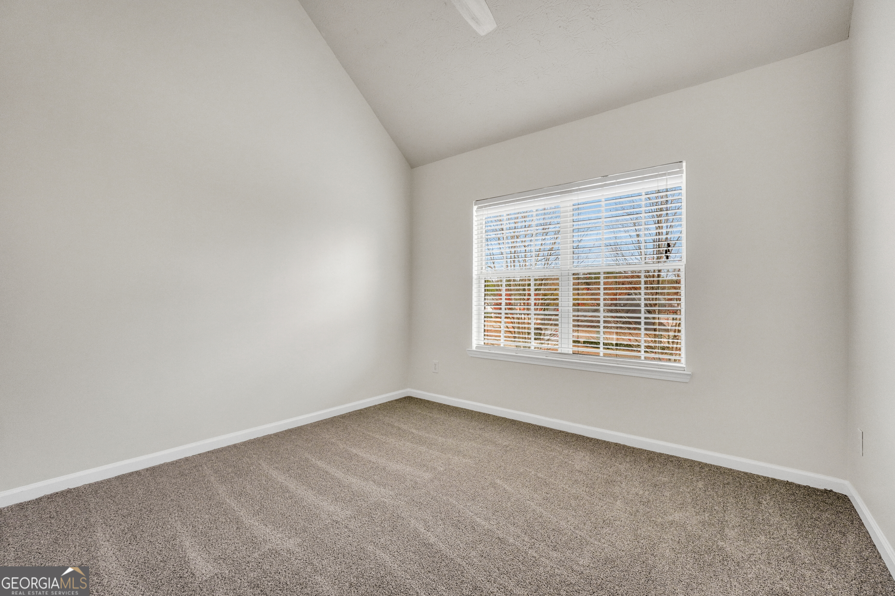 1512 Lincoln Terrace