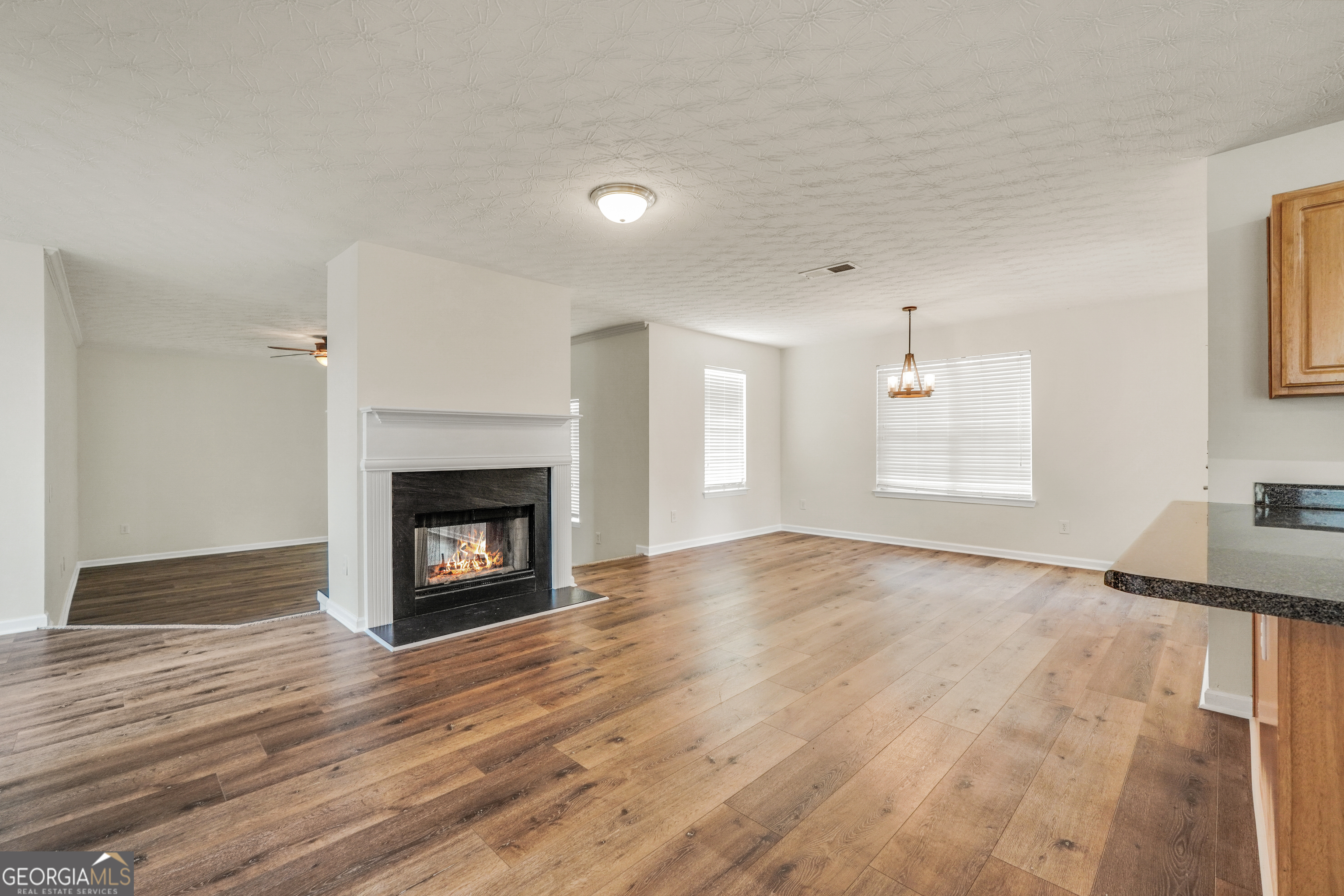 1512 Lincoln Terrace