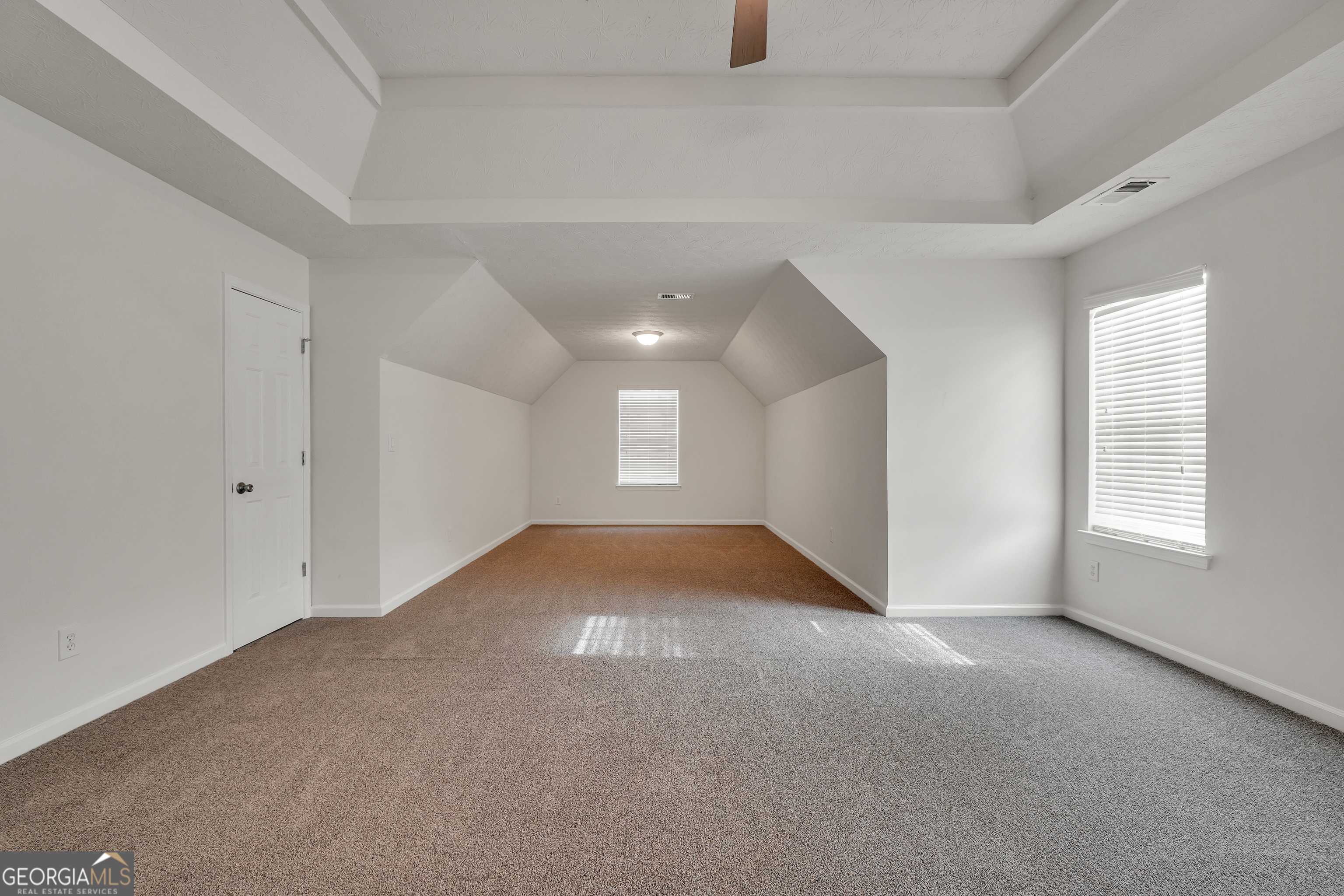 1512 Lincoln Terrace