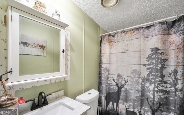 926 Silver Dollar Road