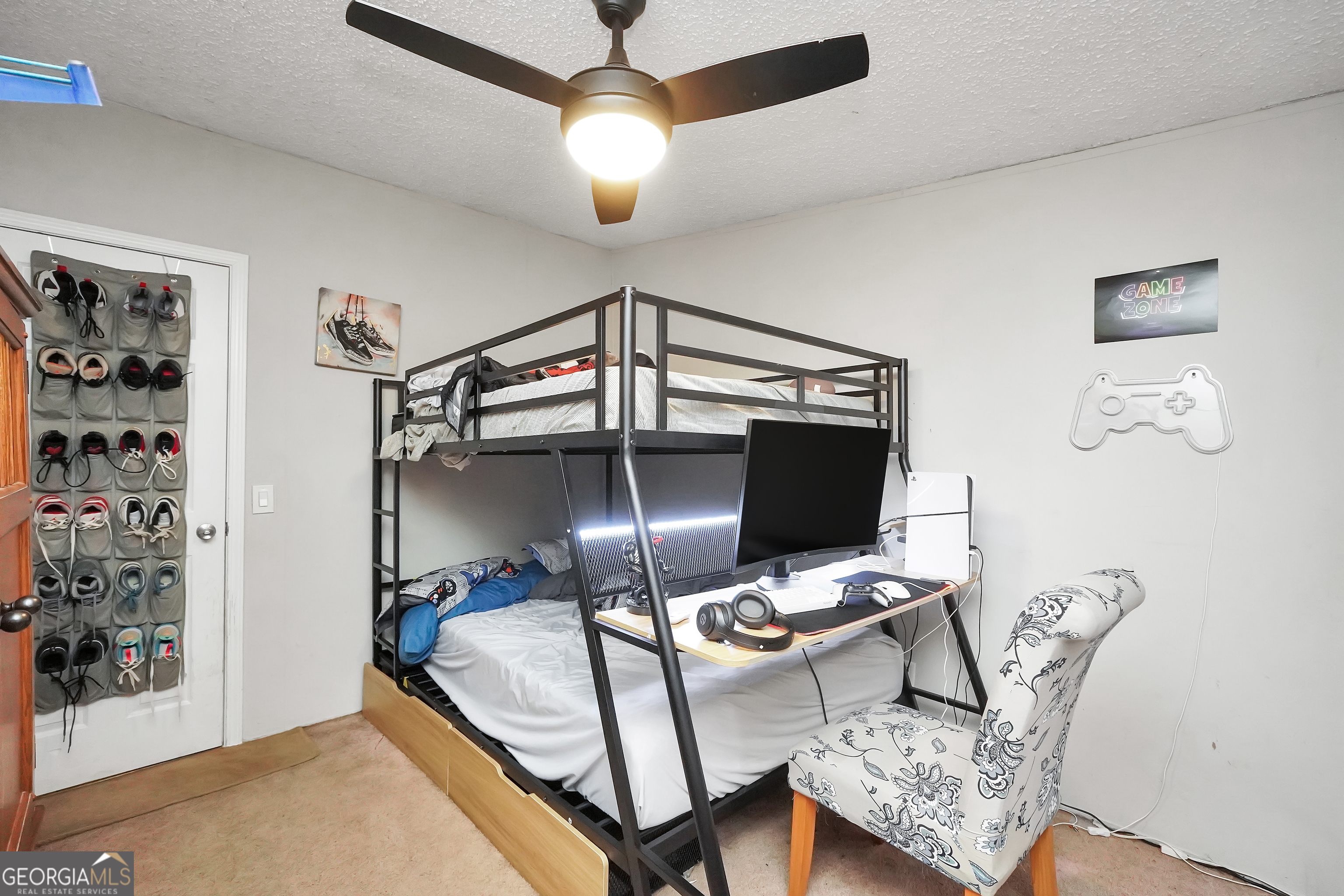 926 Silver Dollar Road