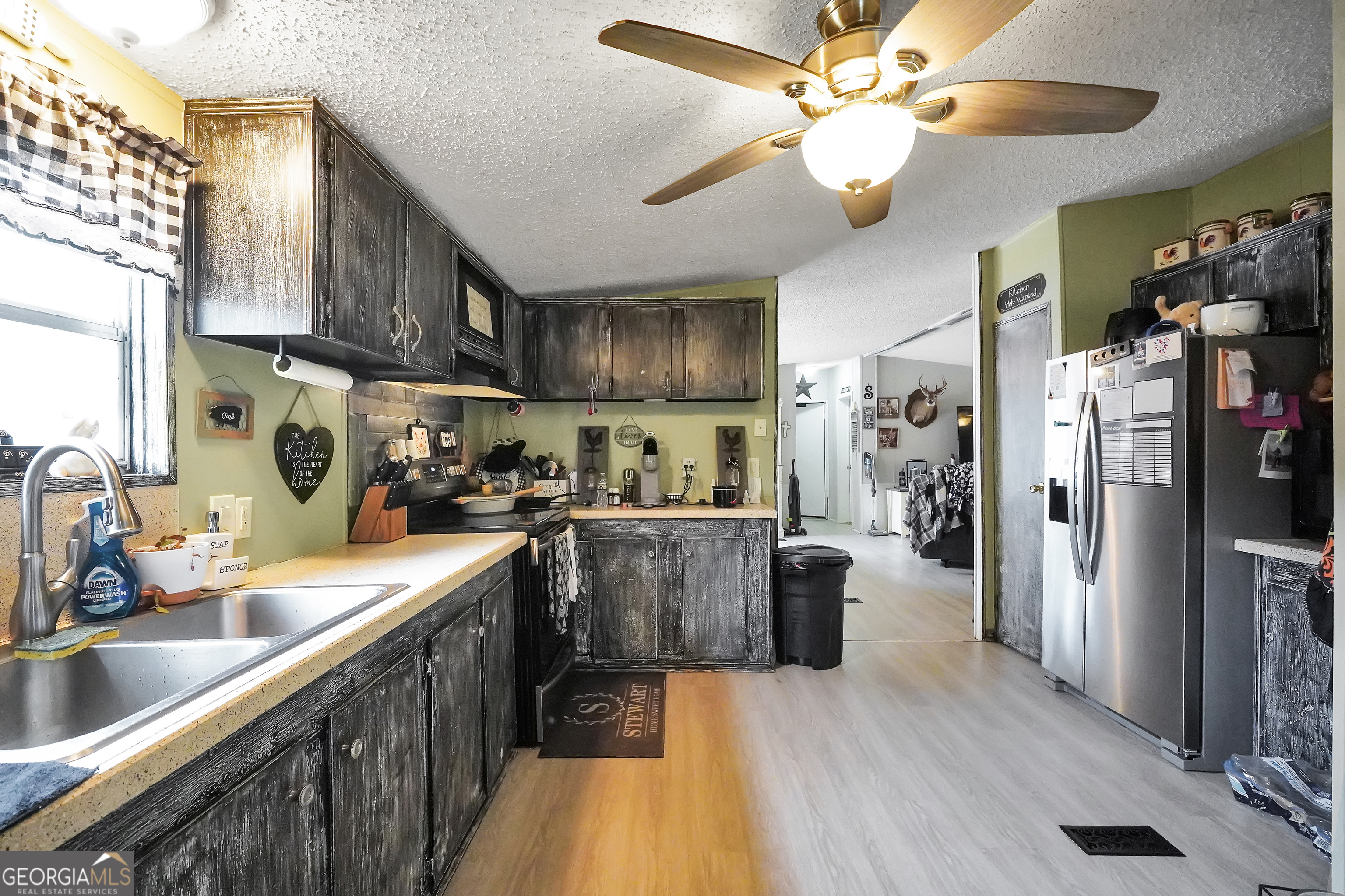 926 Silver Dollar Road