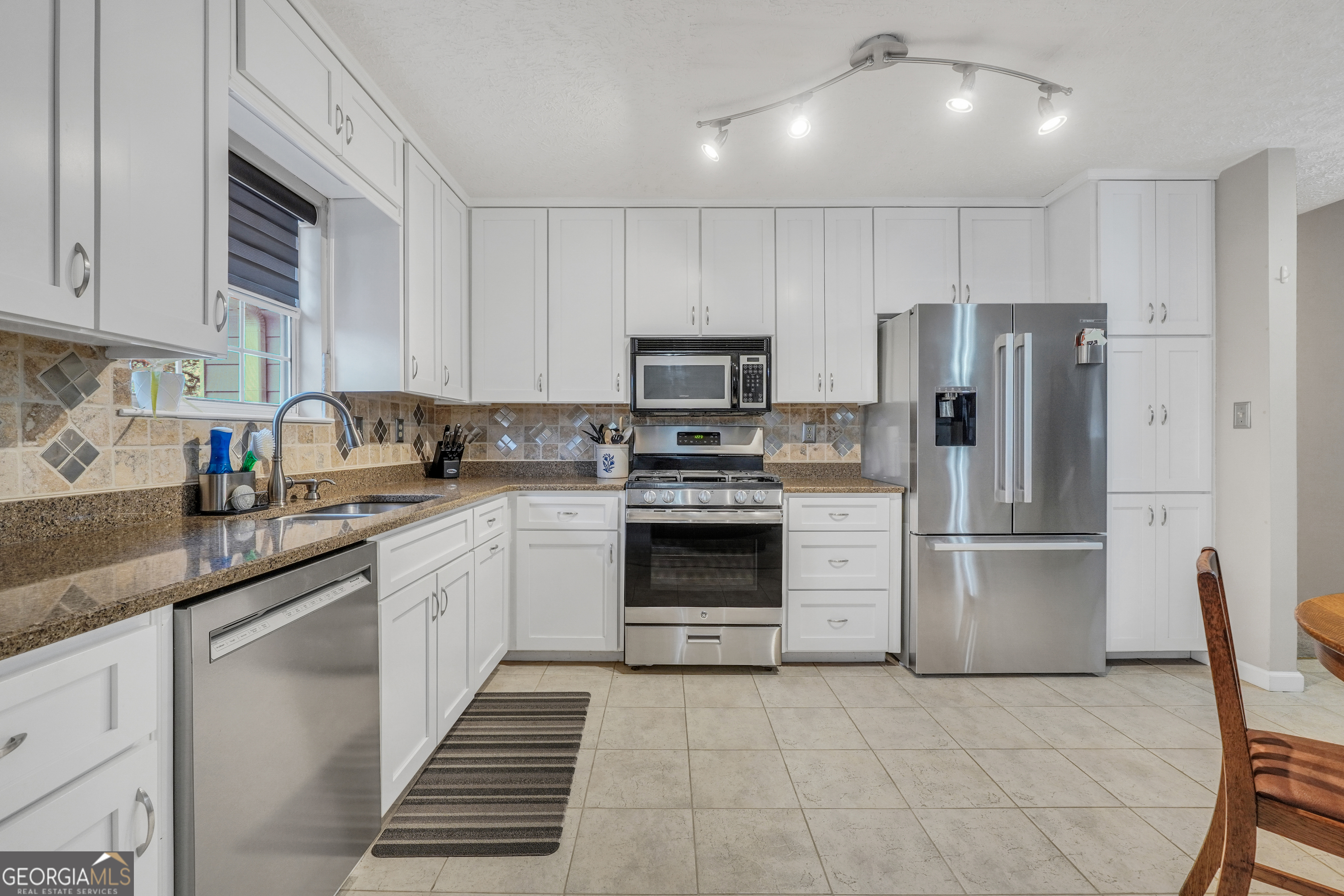 205 Summerfield Lane