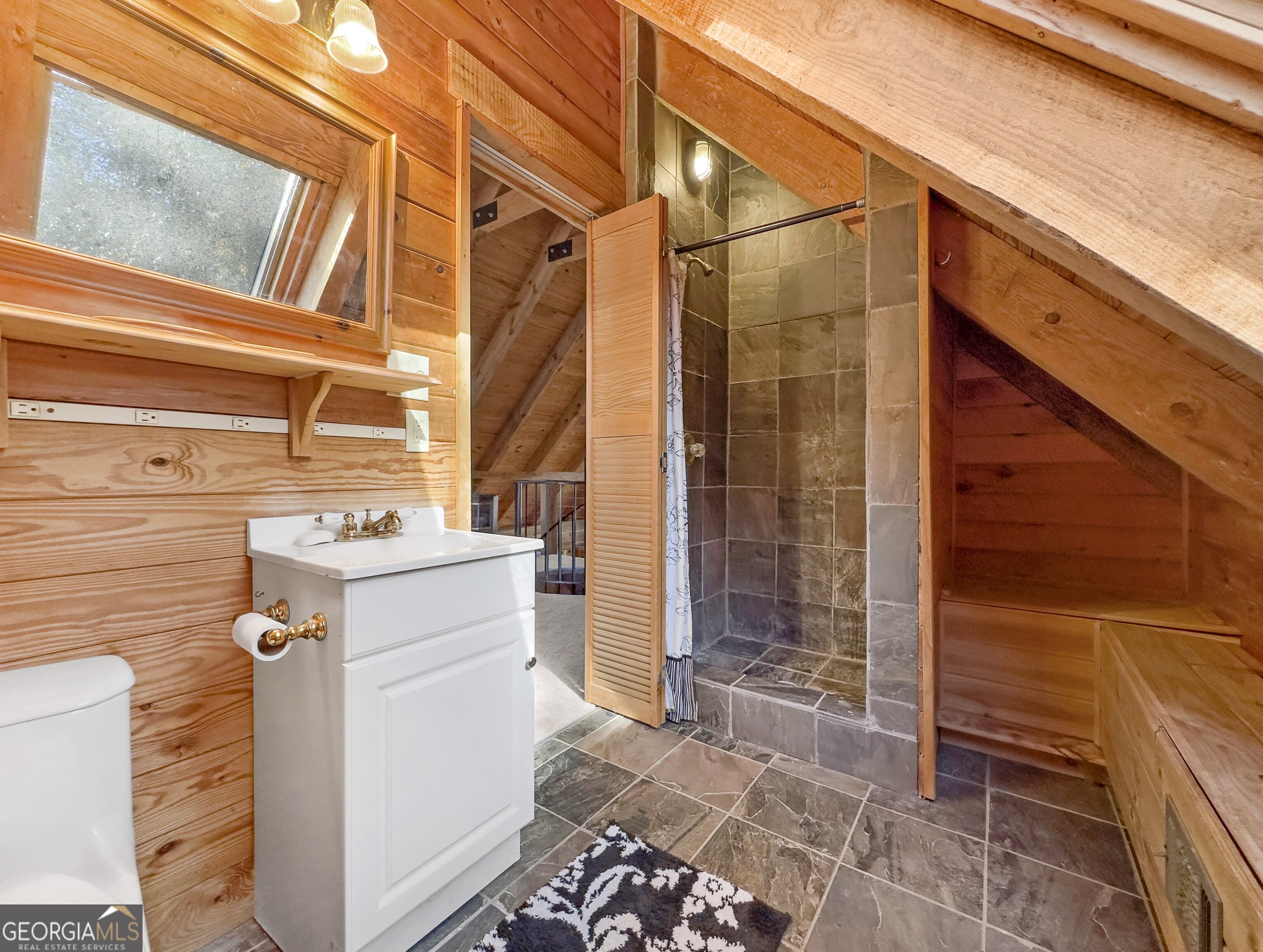 469 Chick-A-Dee Court