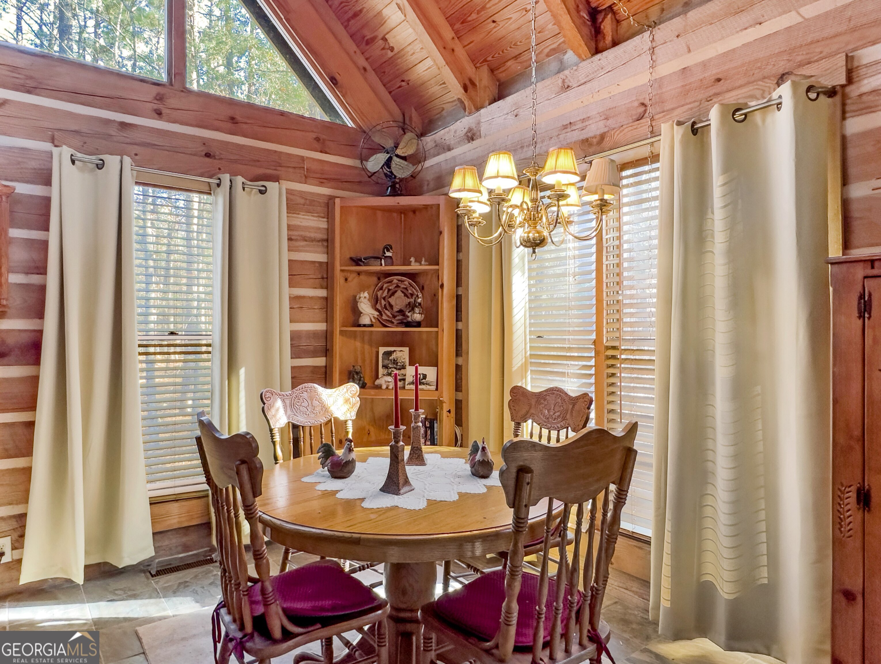 469 Chick-A-Dee Court