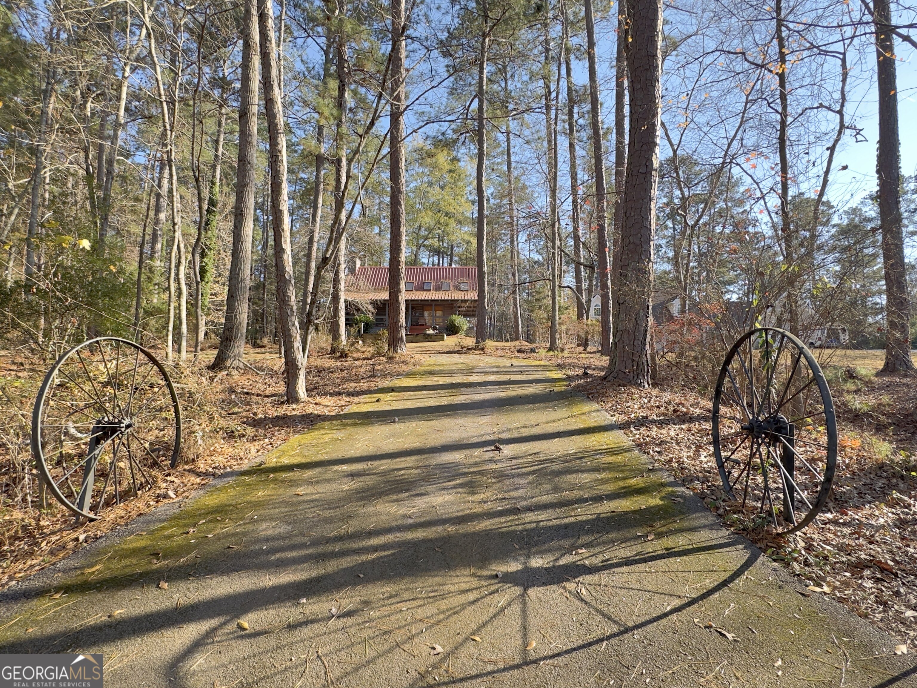 469 Chick-A-Dee Court