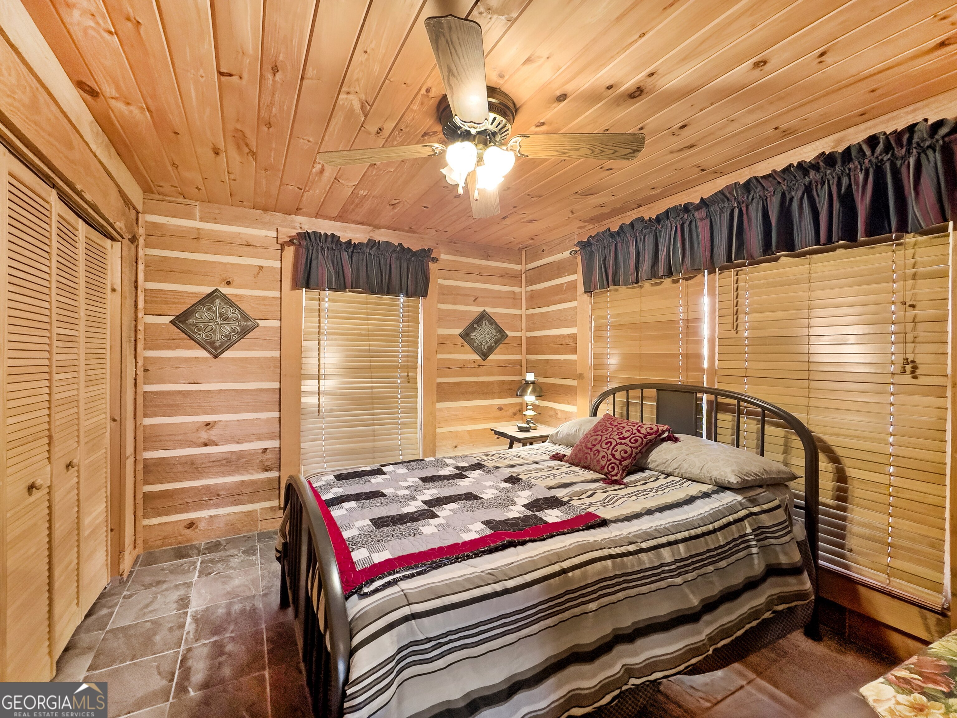 469 Chick-A-Dee Court