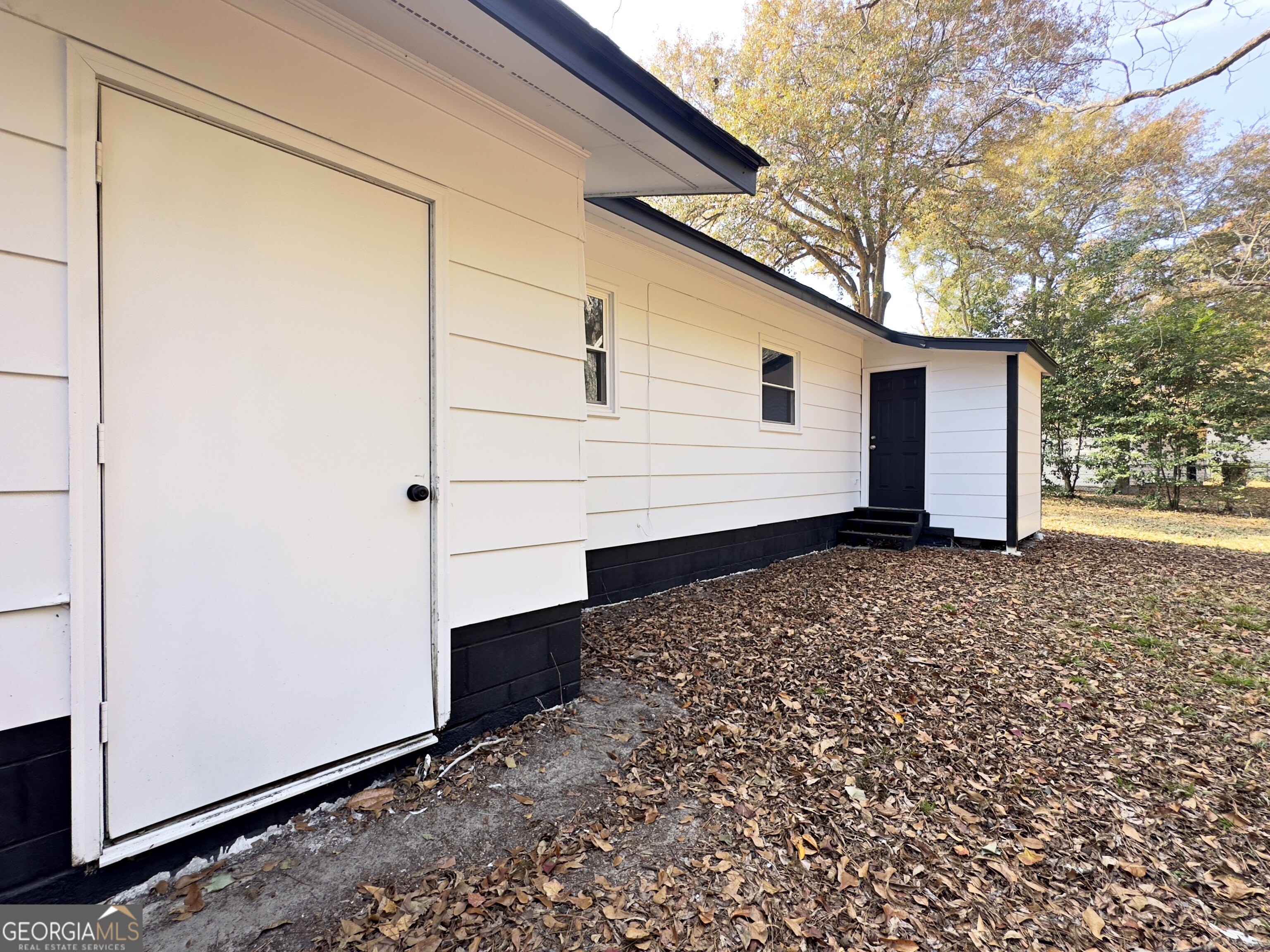 803 Crestwood Terrace