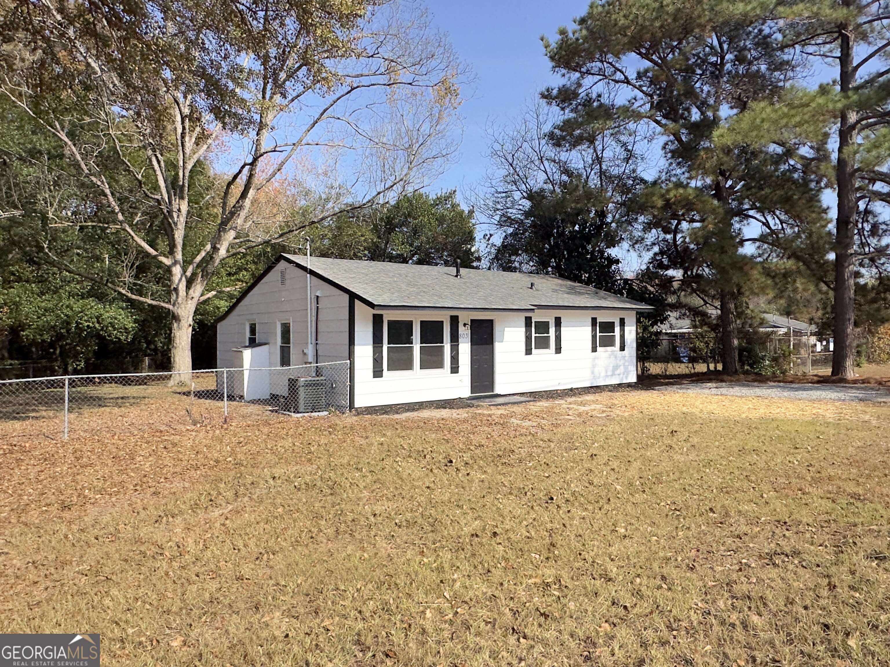 803 Crestwood Terrace