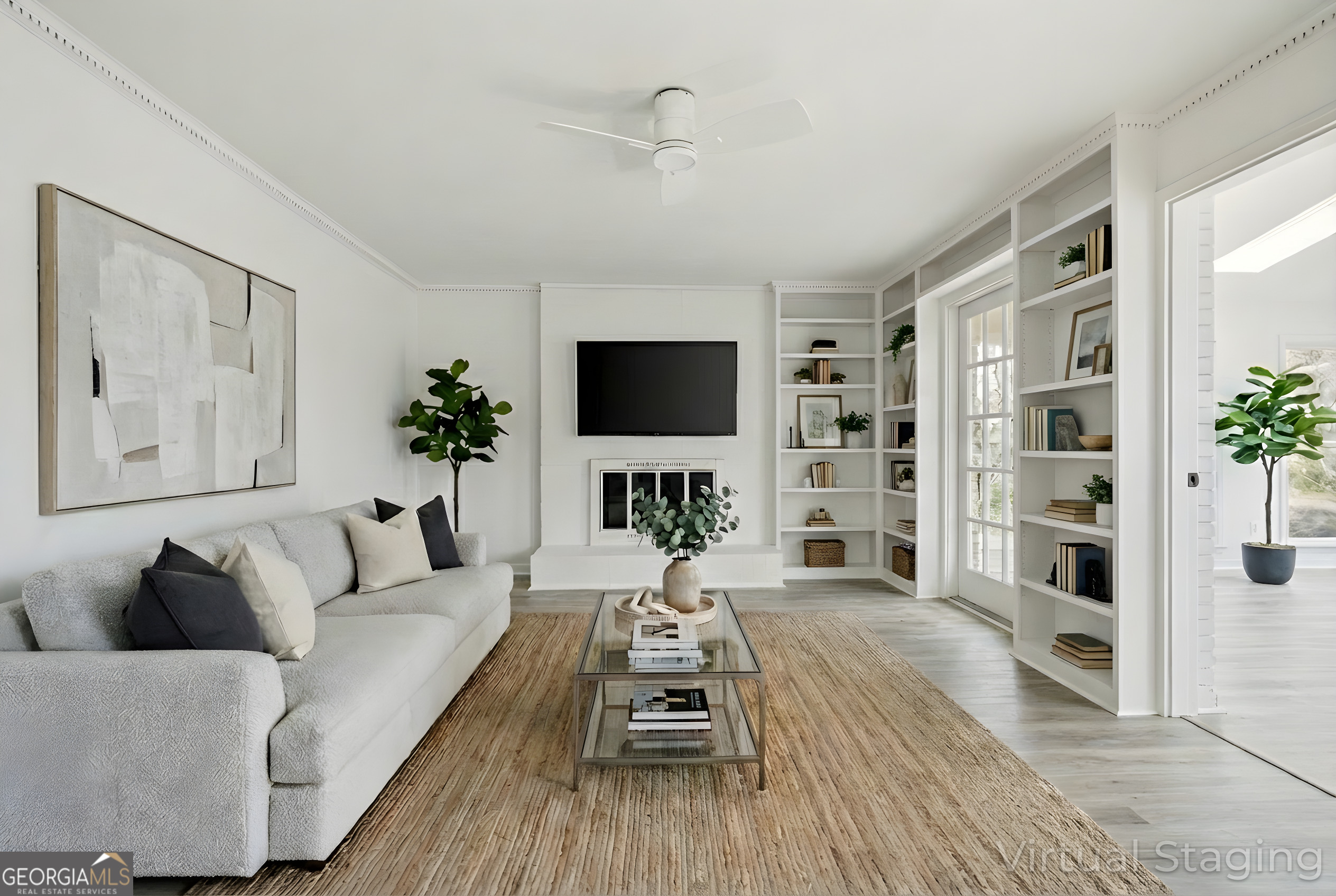 560 Clubhouse Drive SE