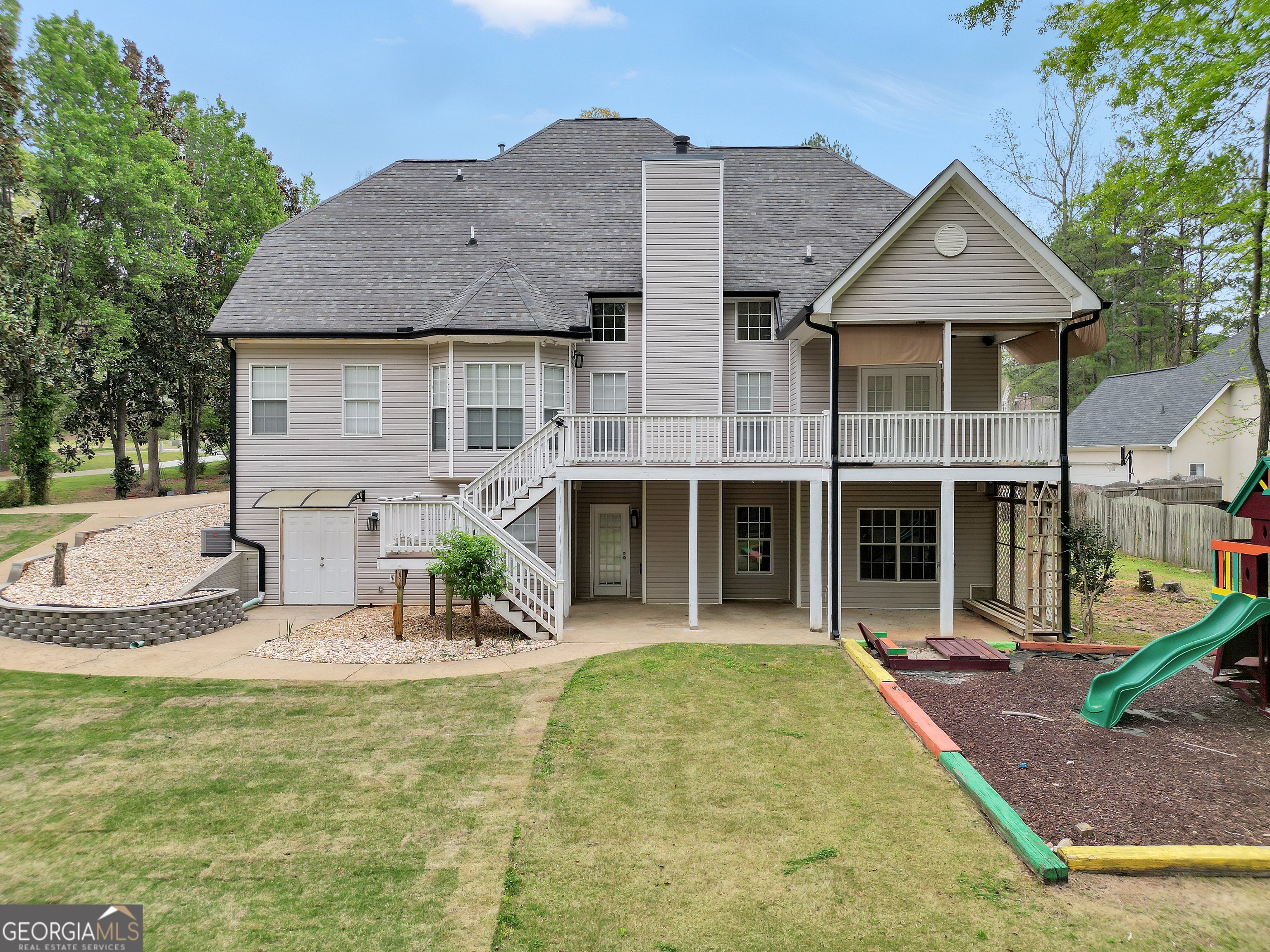 70 Barrington Farms Court