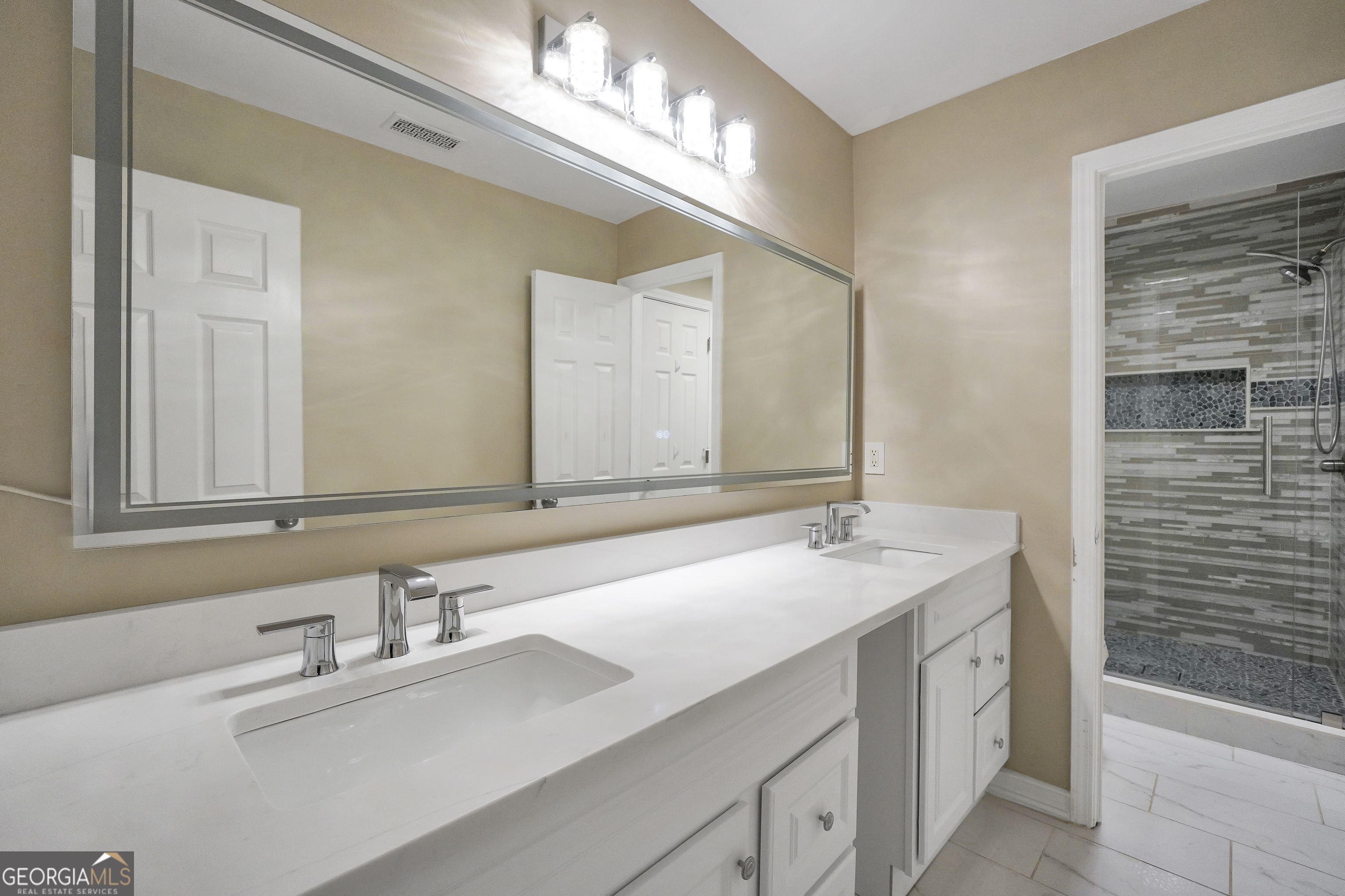 70 Barrington Farms Court