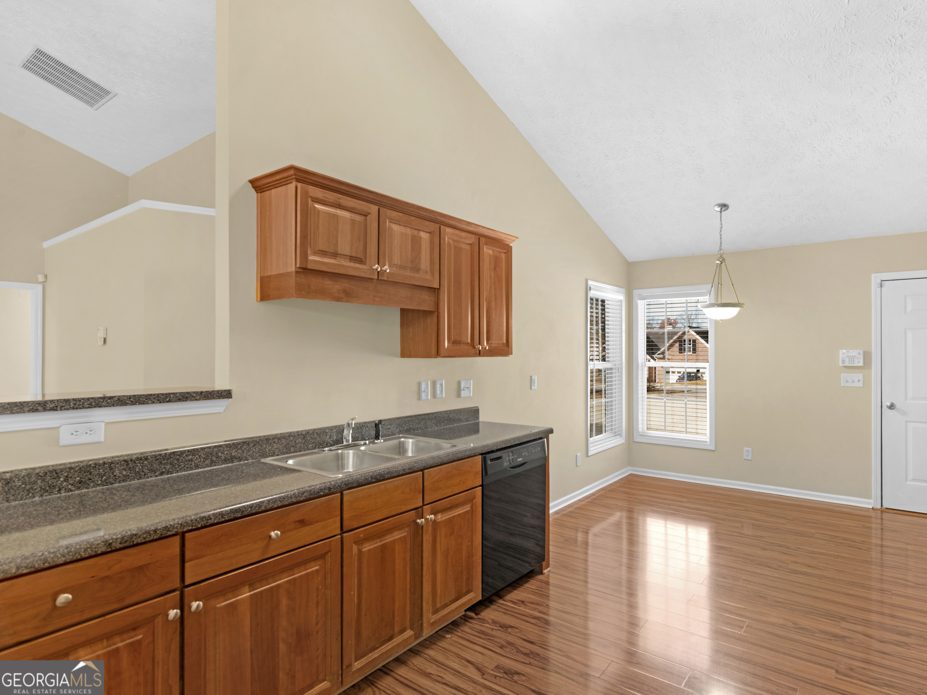 1014 Harbor View Lane