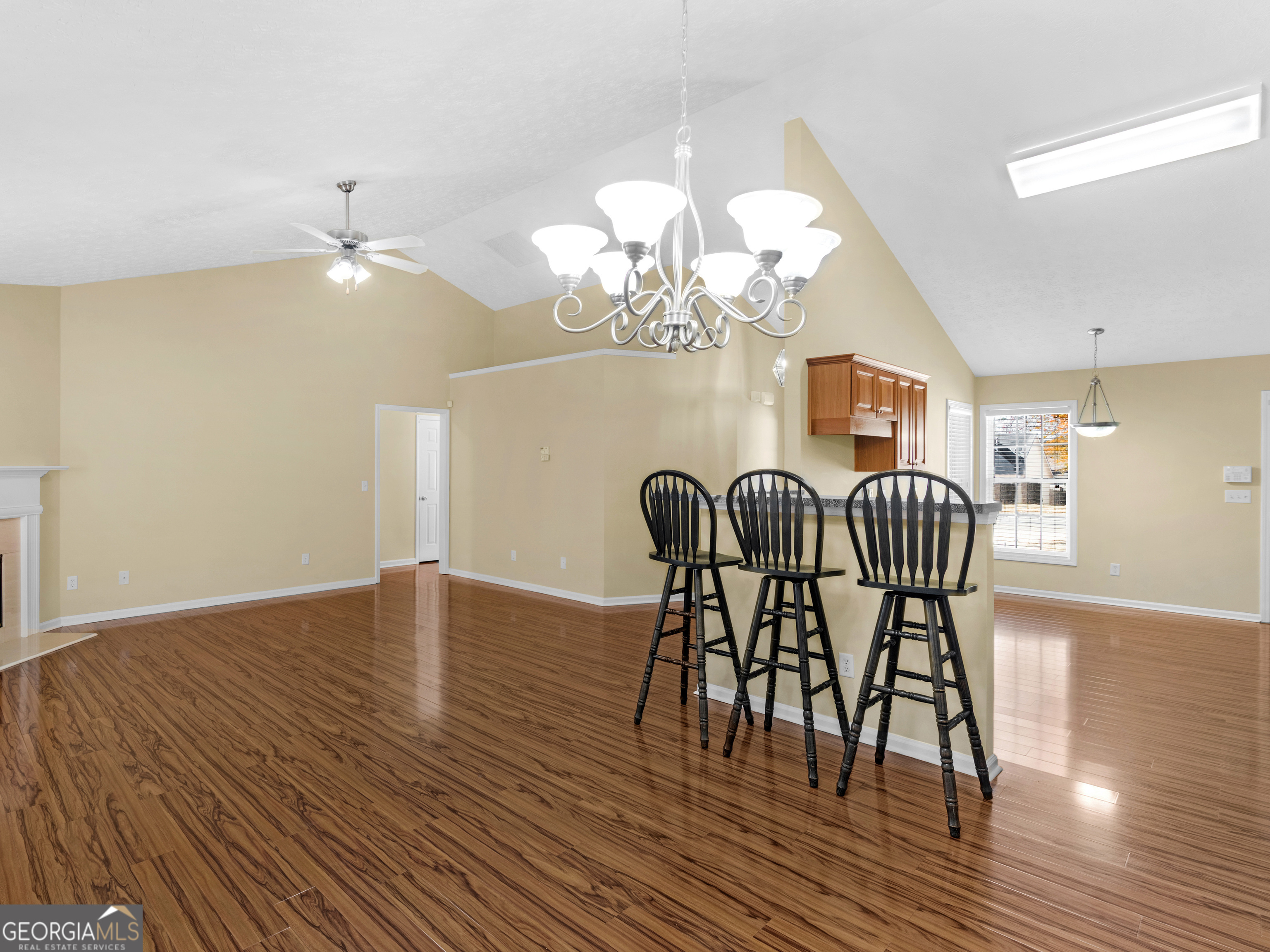 1014 Harbor View Lane