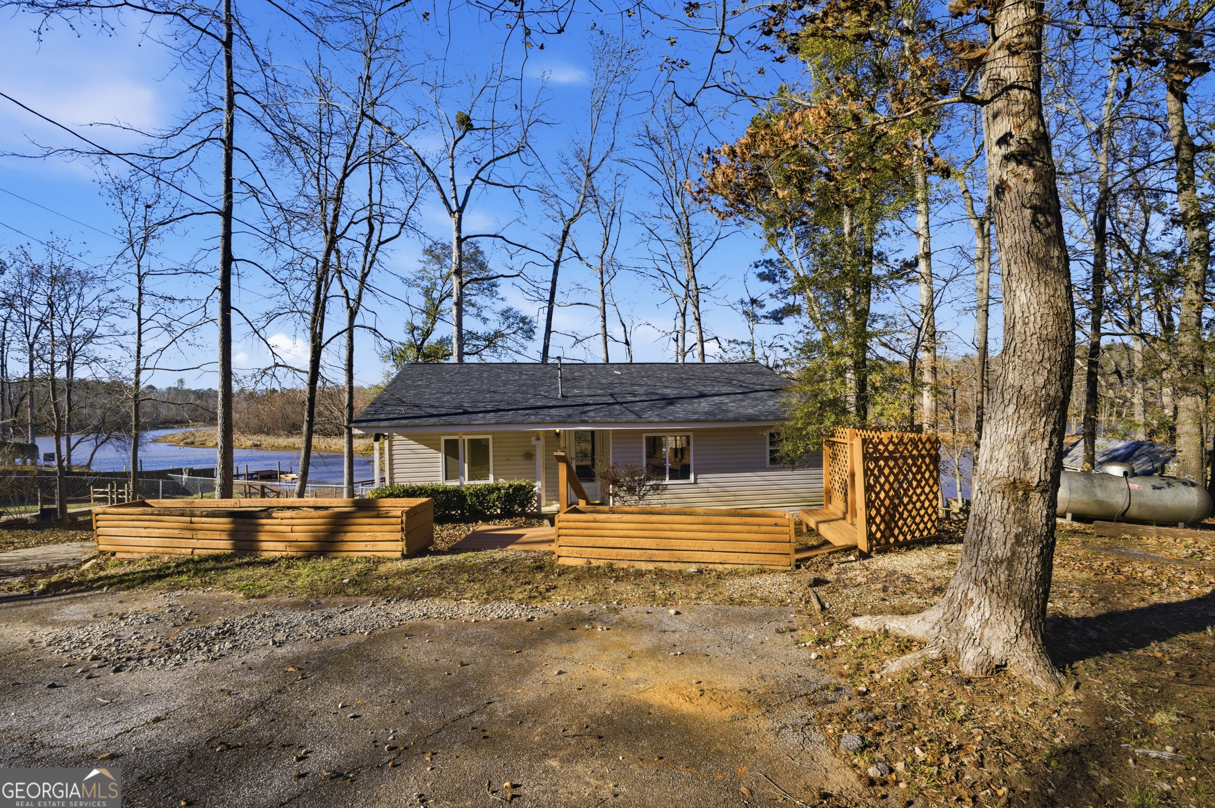 424 Henry Higgins Road