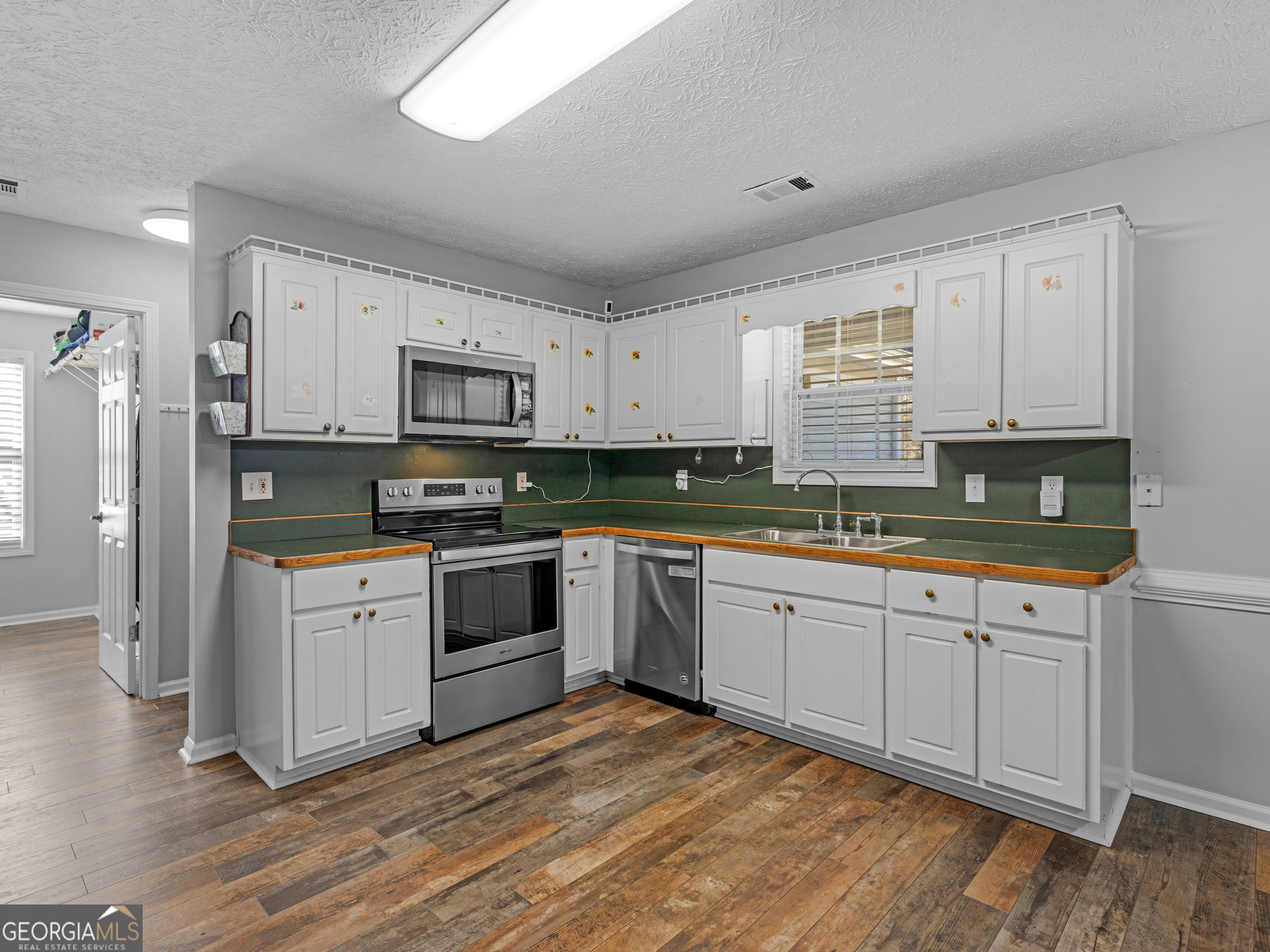 148 Leguin Forest Drive