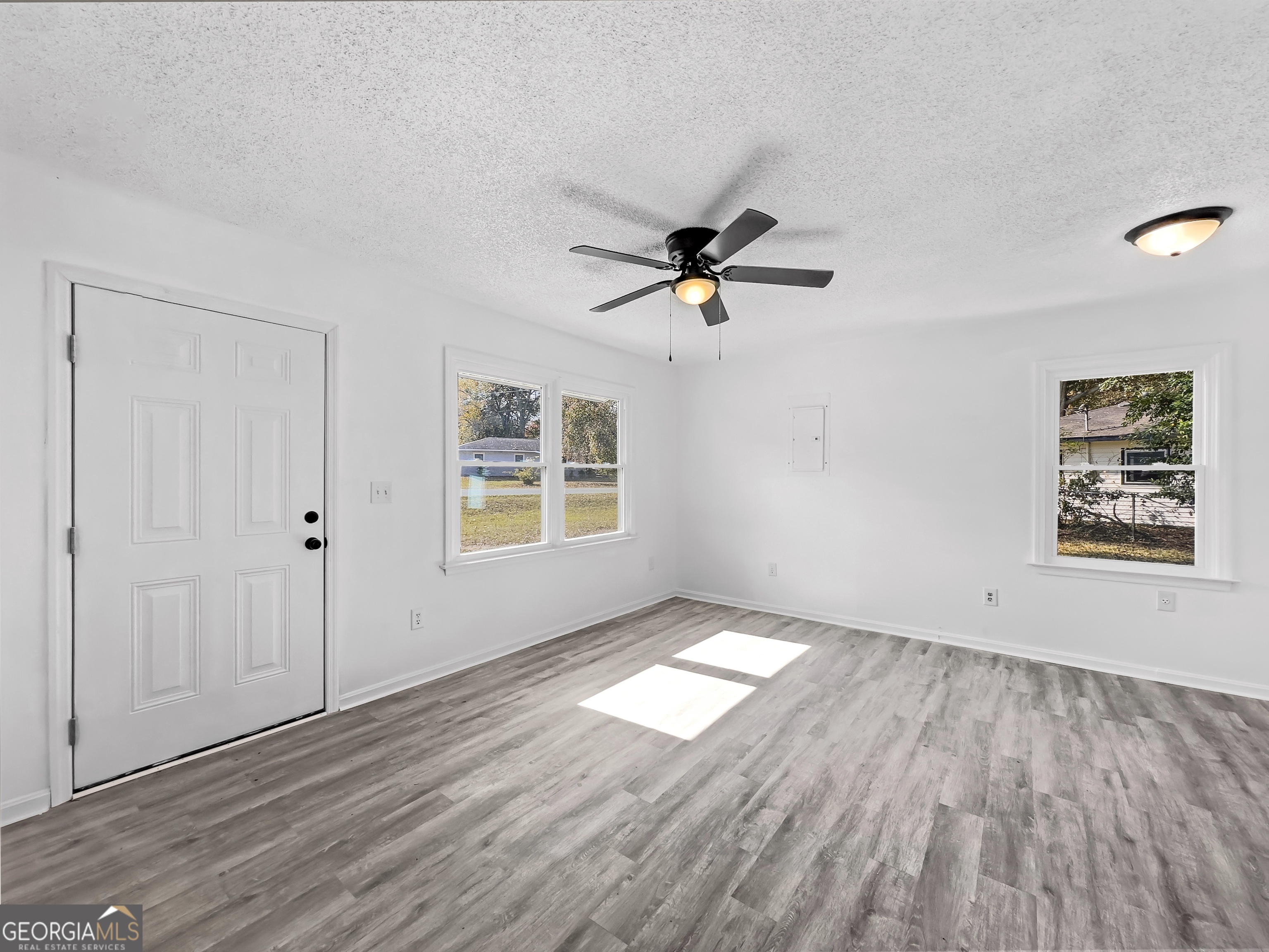 803 Crestwood Terrace