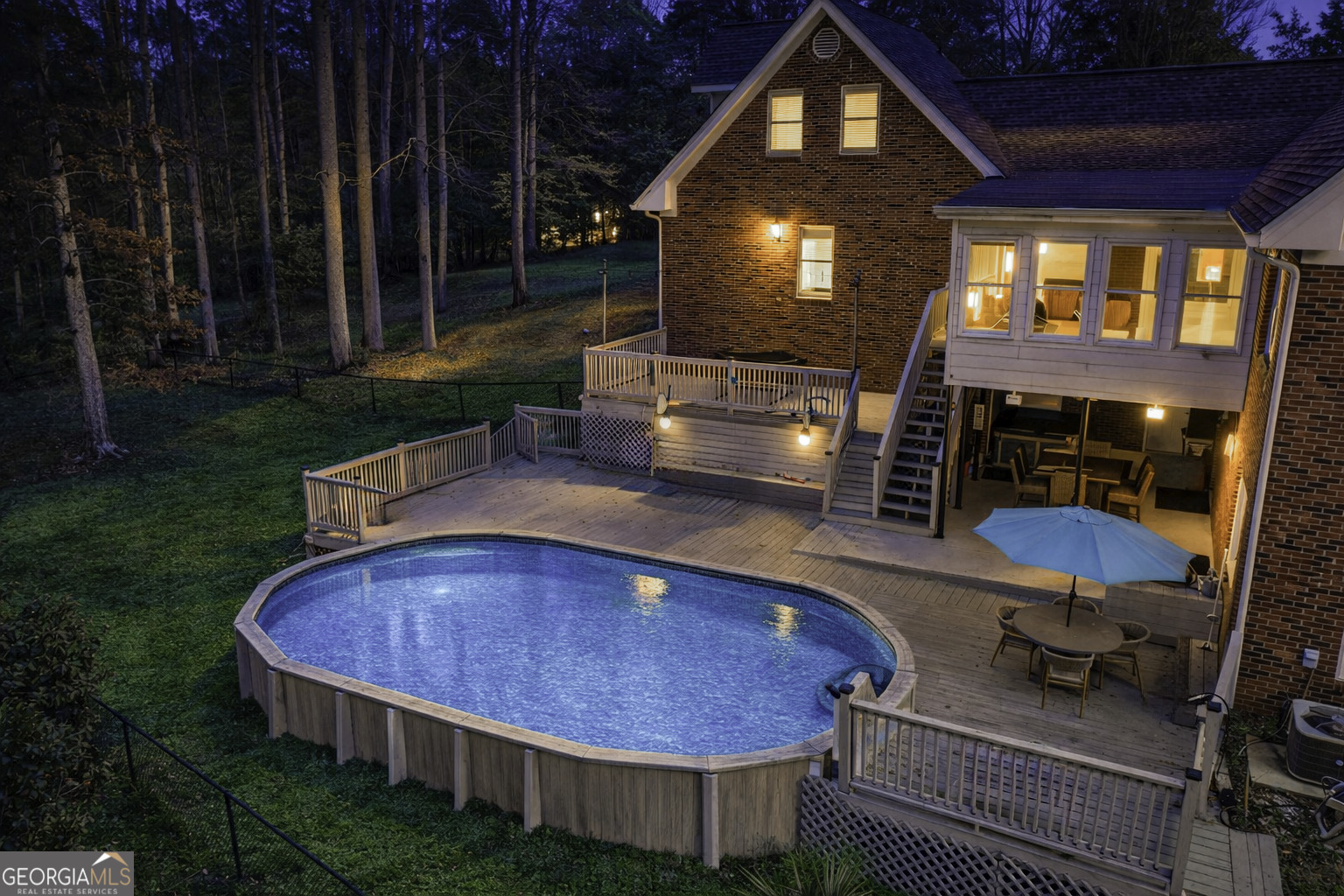 841 Streamside Drive