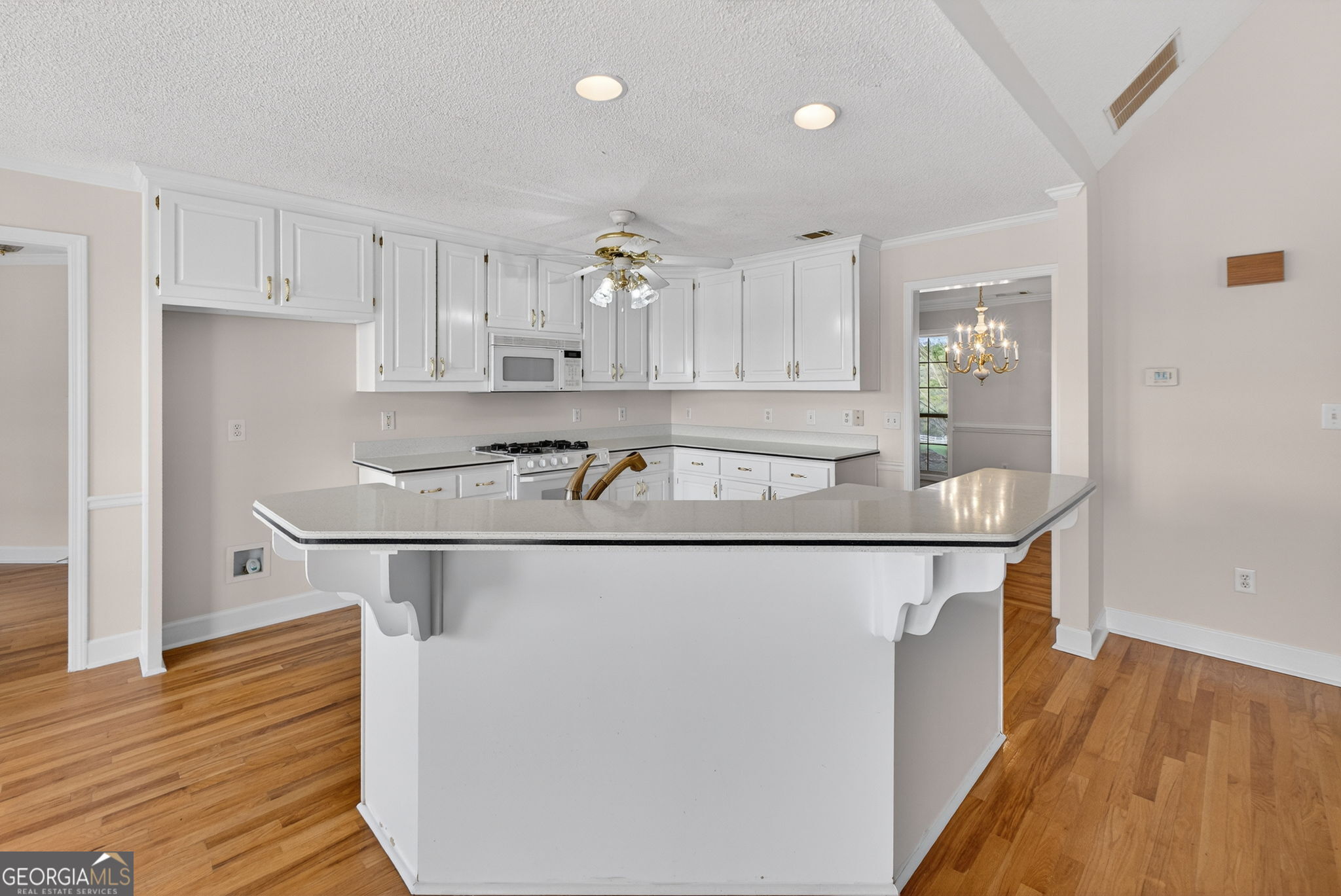 955 Mocassin Gap Road