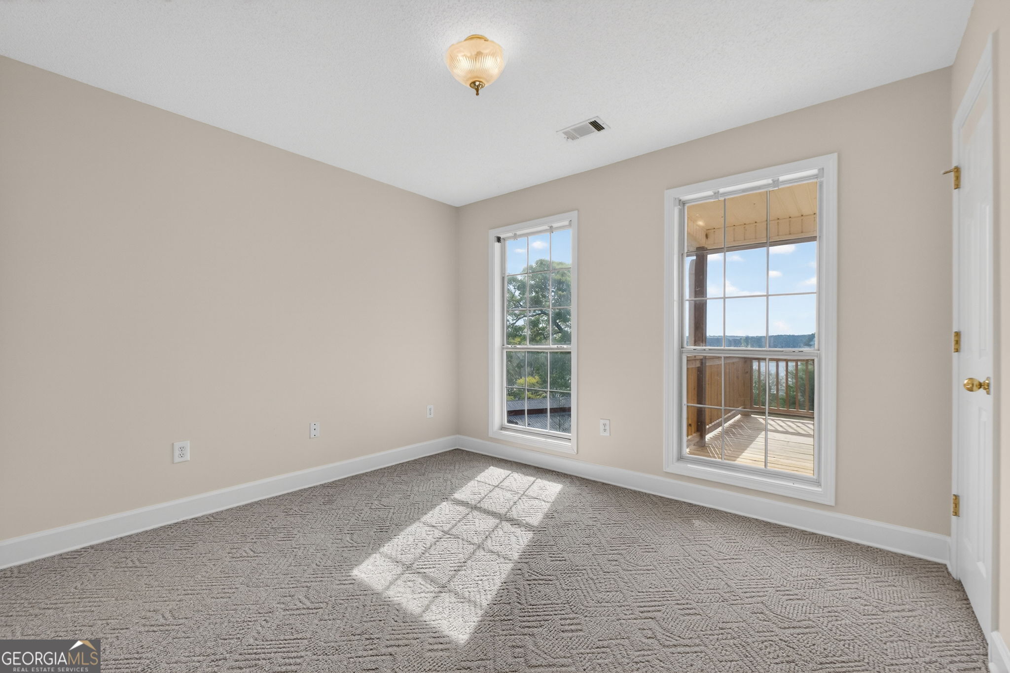 955 Mocassin Gap Road