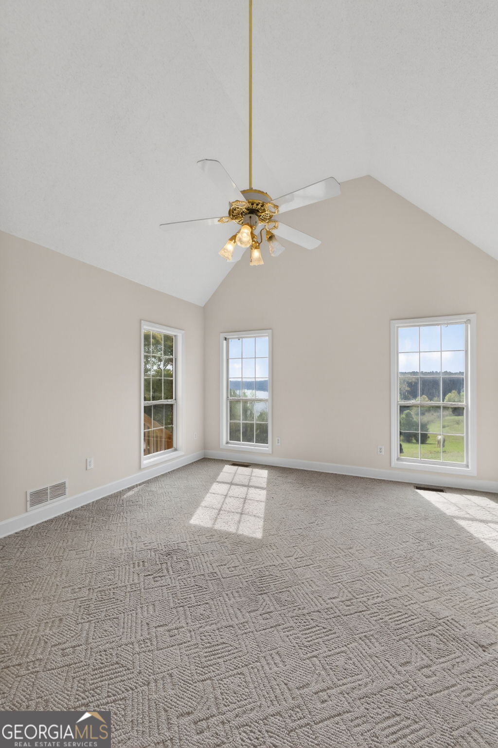 955 Mocassin Gap Road