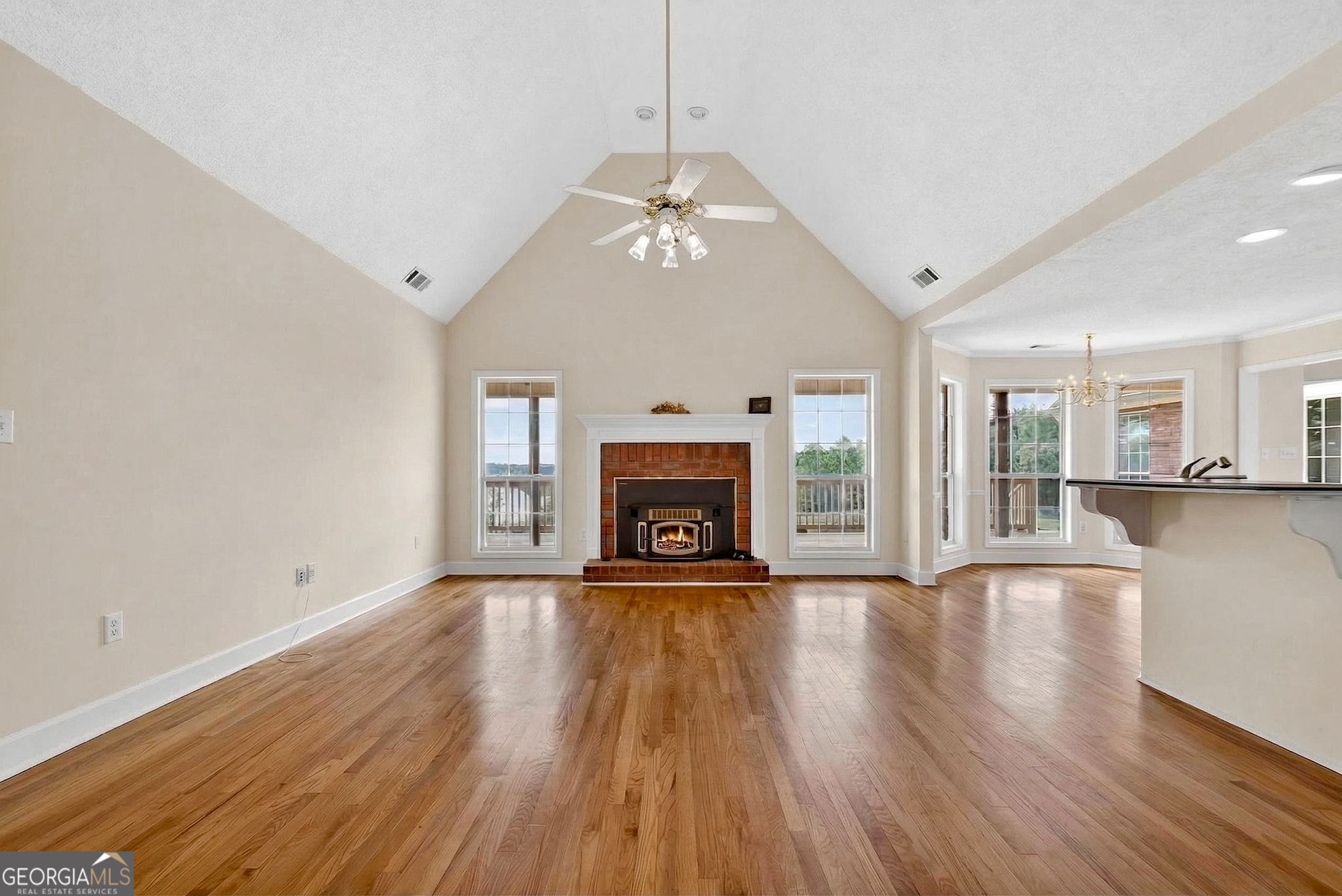 955 Mocassin Gap Road