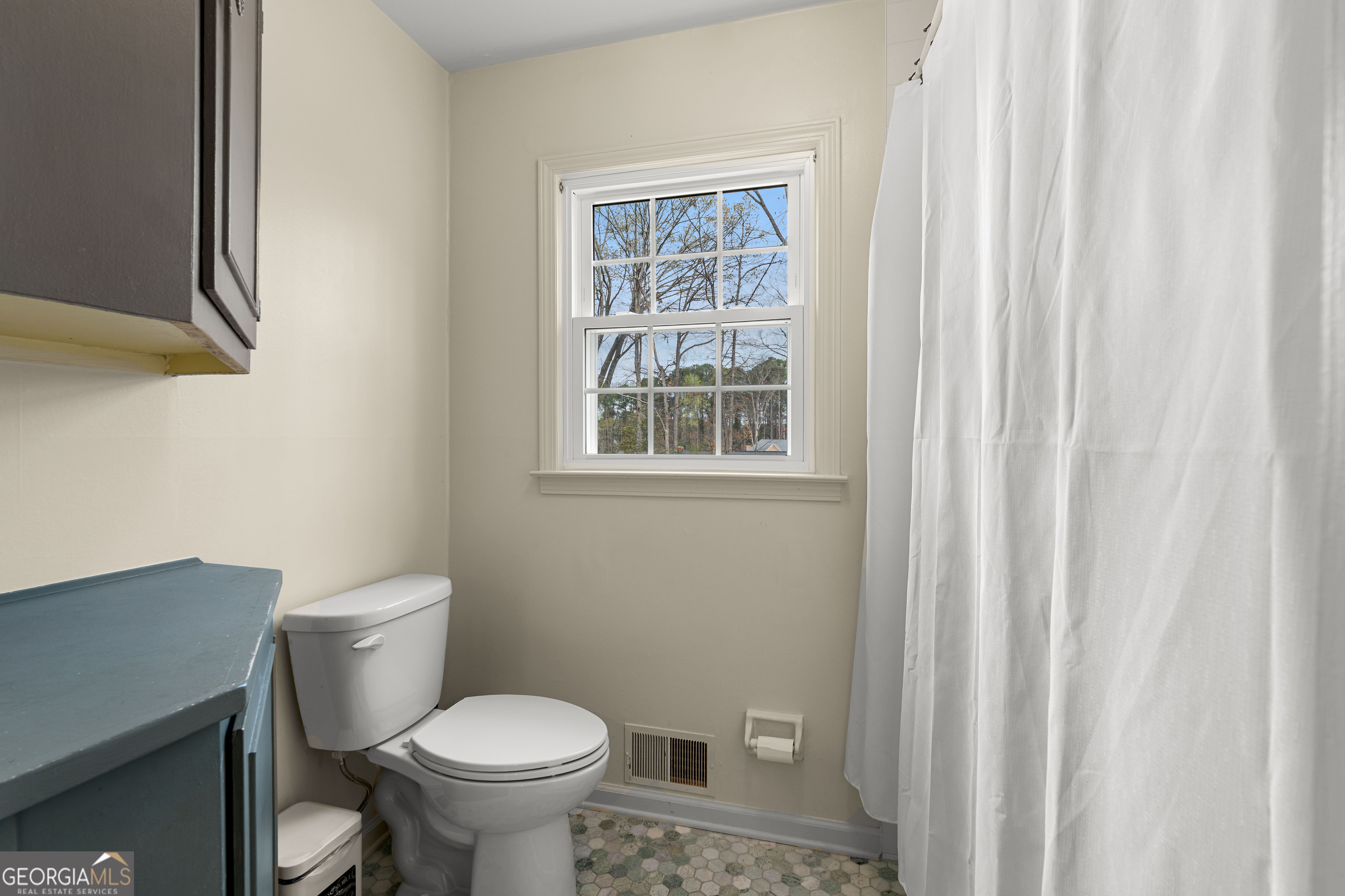 2958 Cravey Drive NE