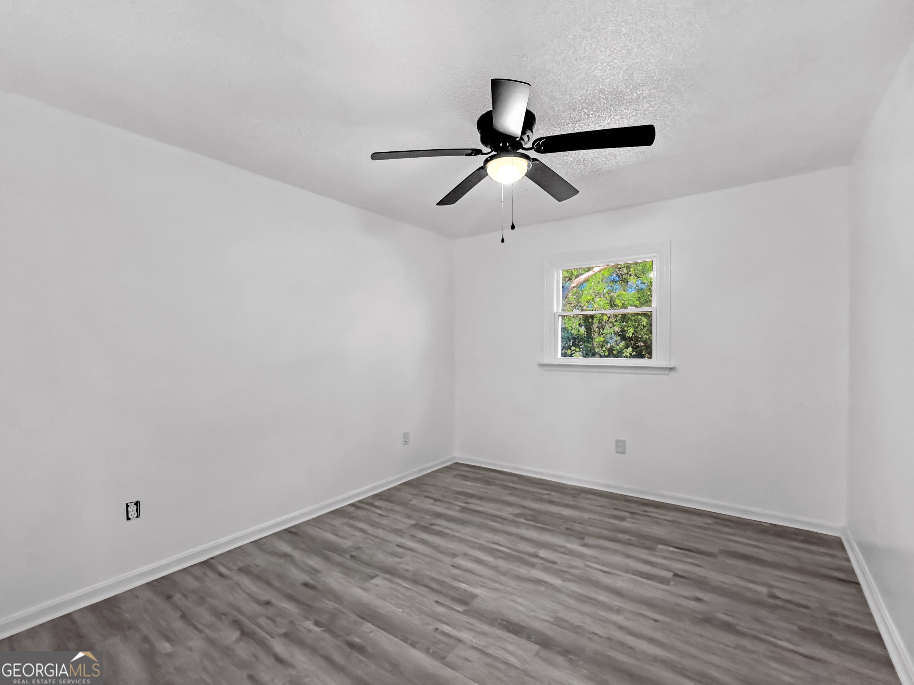 803 Crestwood Terrace