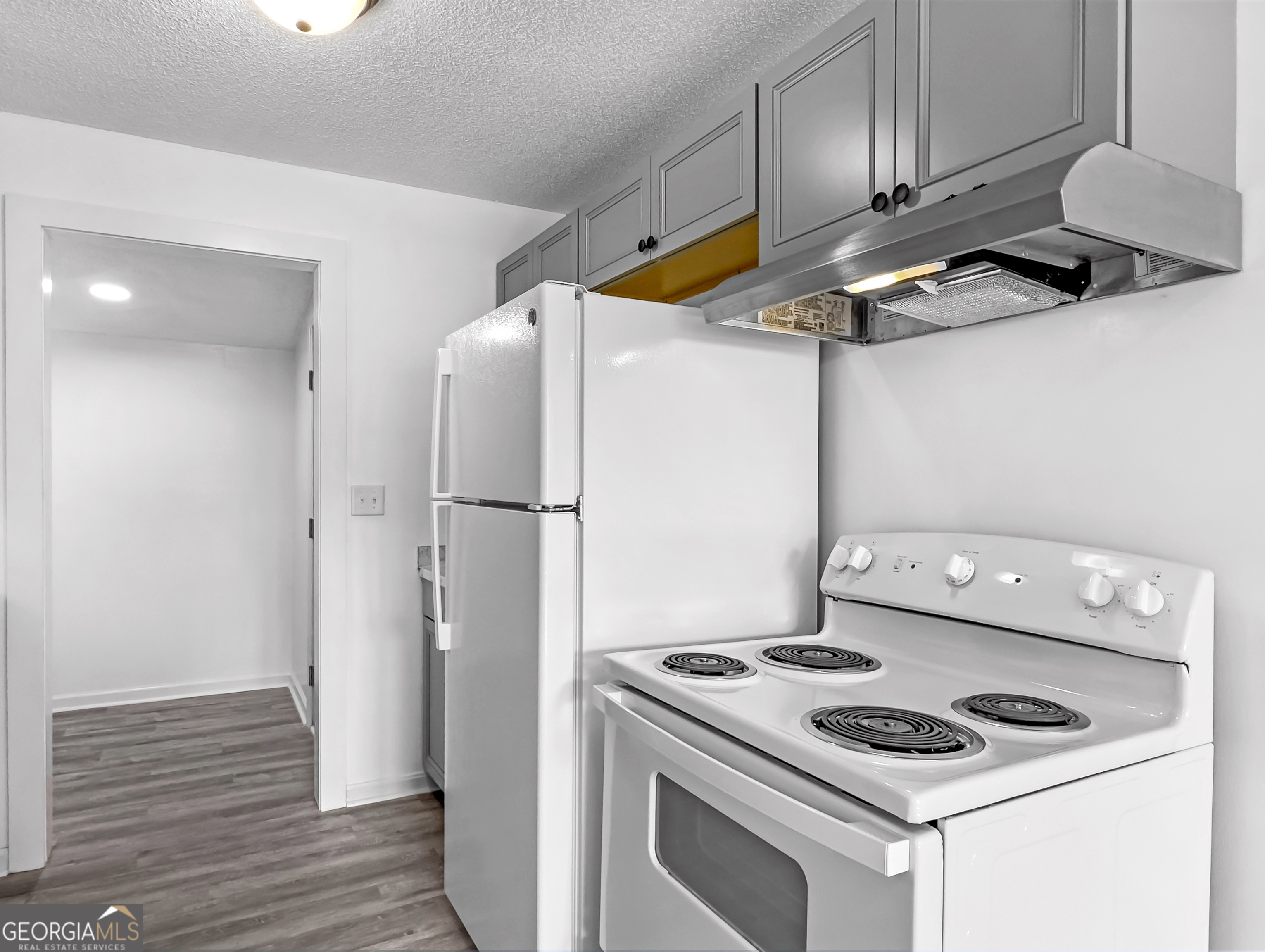 803 Crestwood Terrace