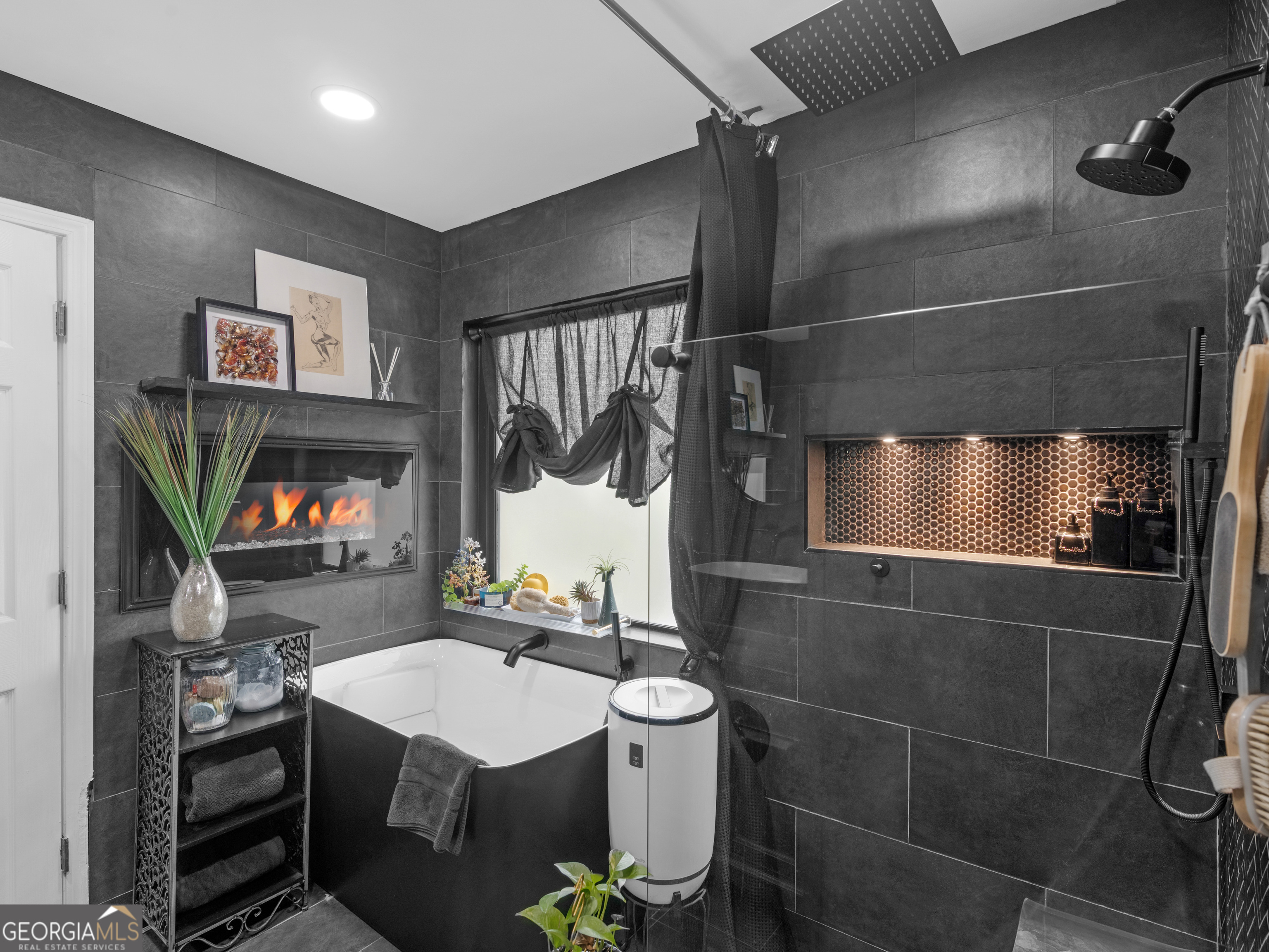 2732 River Tree Drive