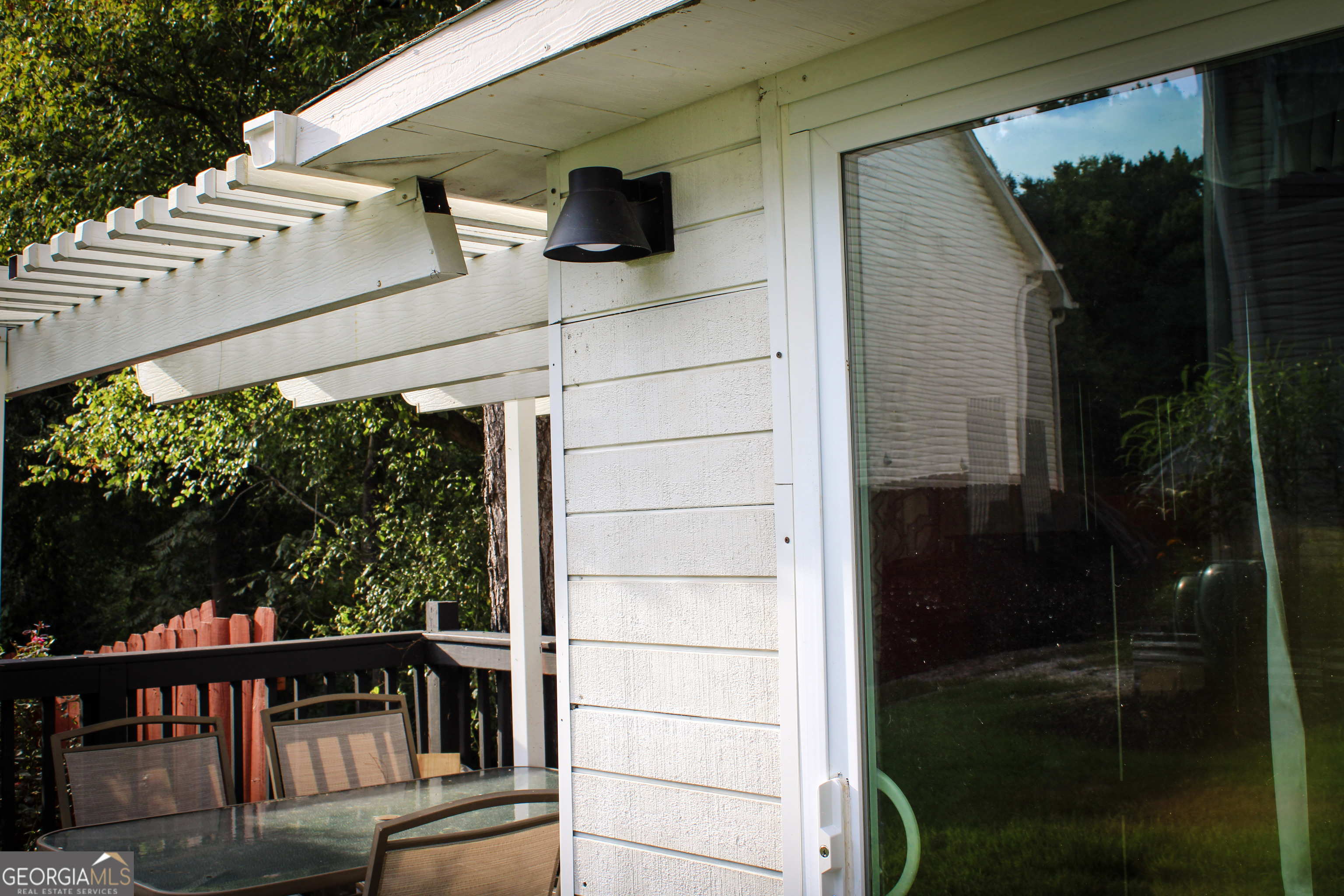 2732 River Tree Drive